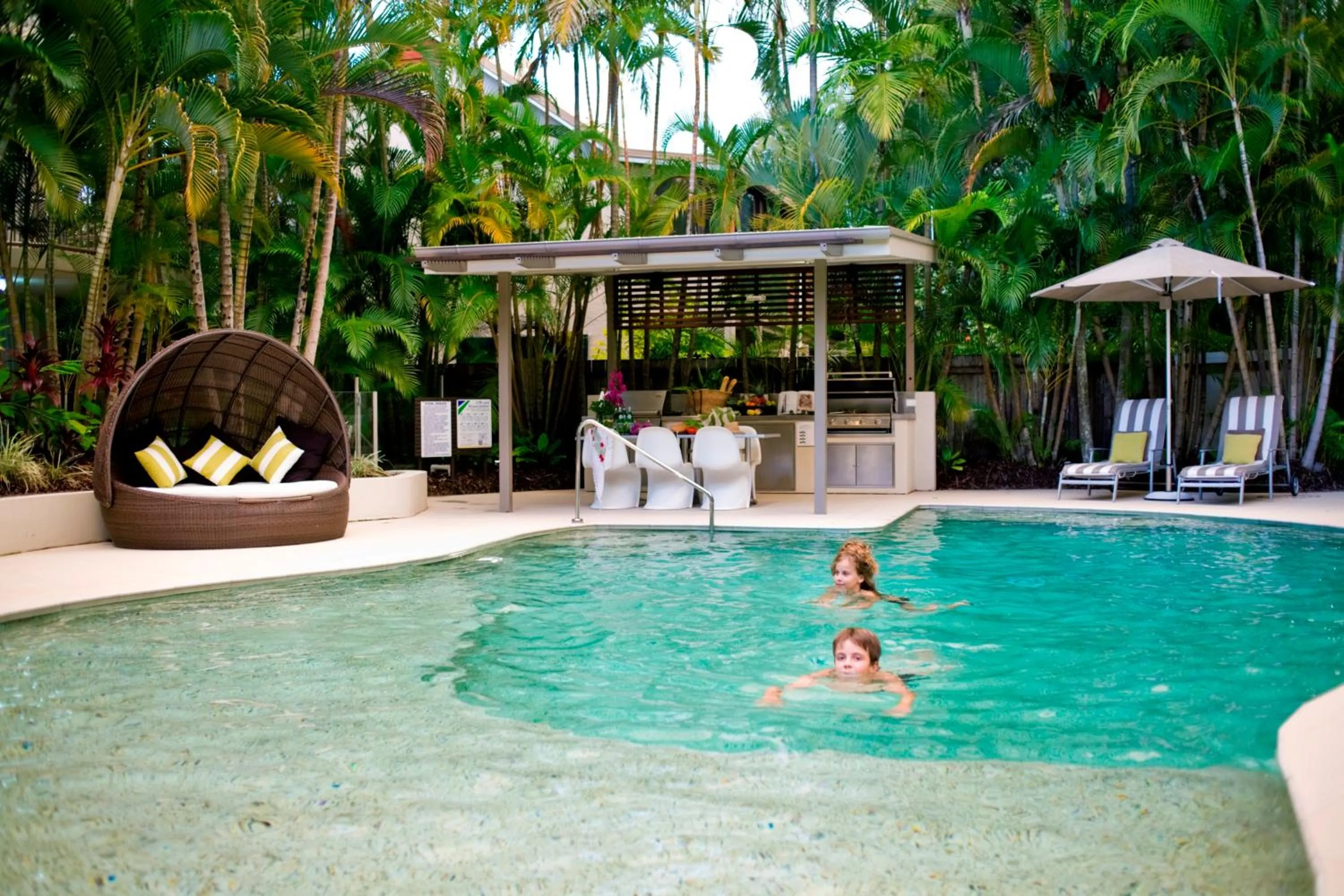 Swimming pool in Noosa Tropicana