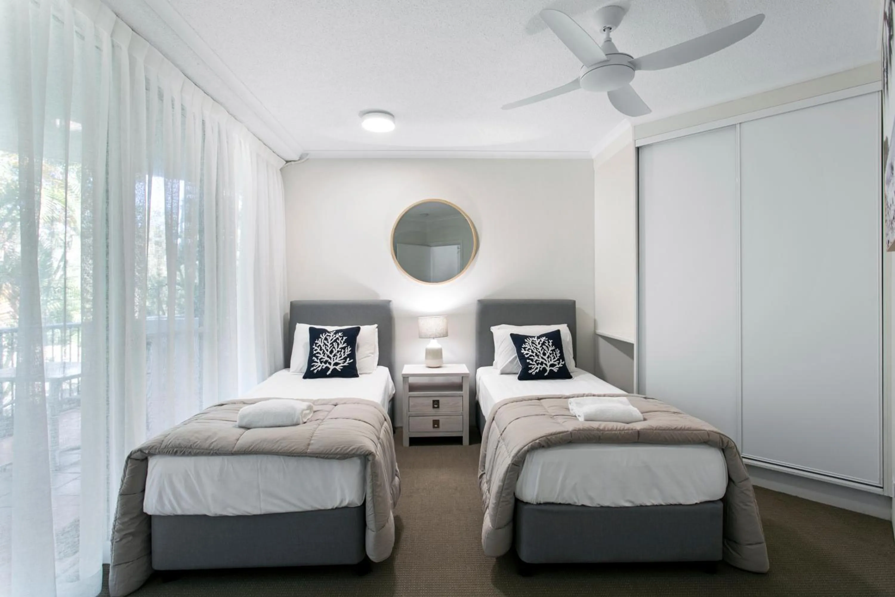 Bedroom, Bed in Noosa Tropicana