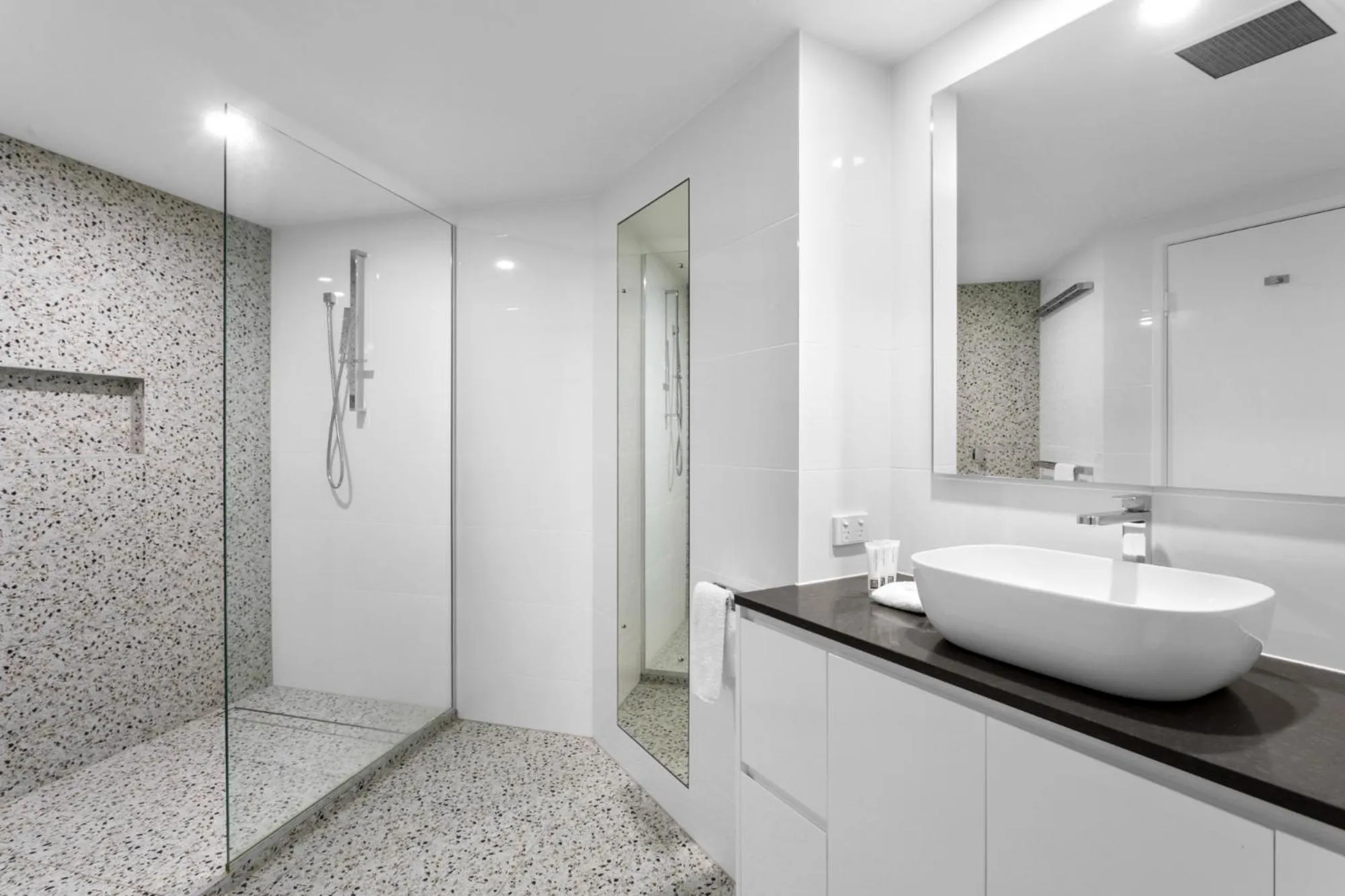 Bathroom in Noosa Tropicana