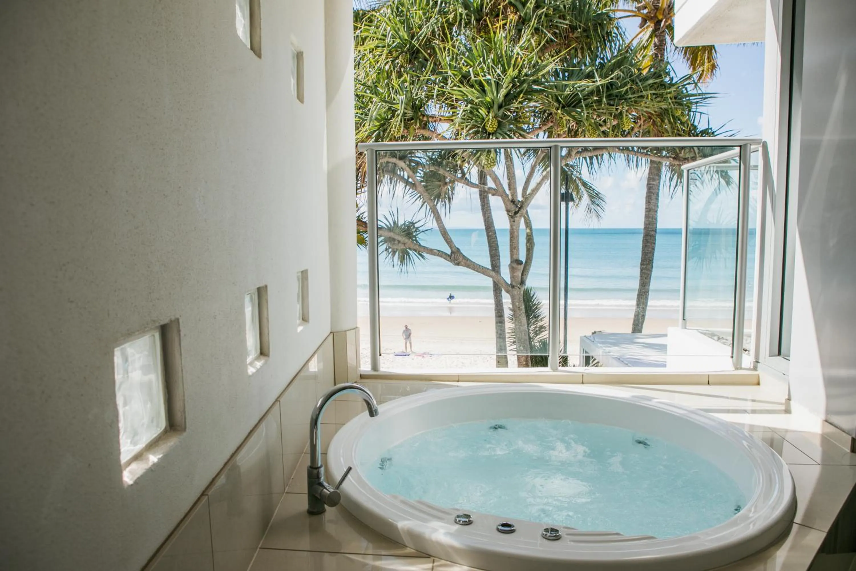 Hot Tub in On The Beach Noosa Resort