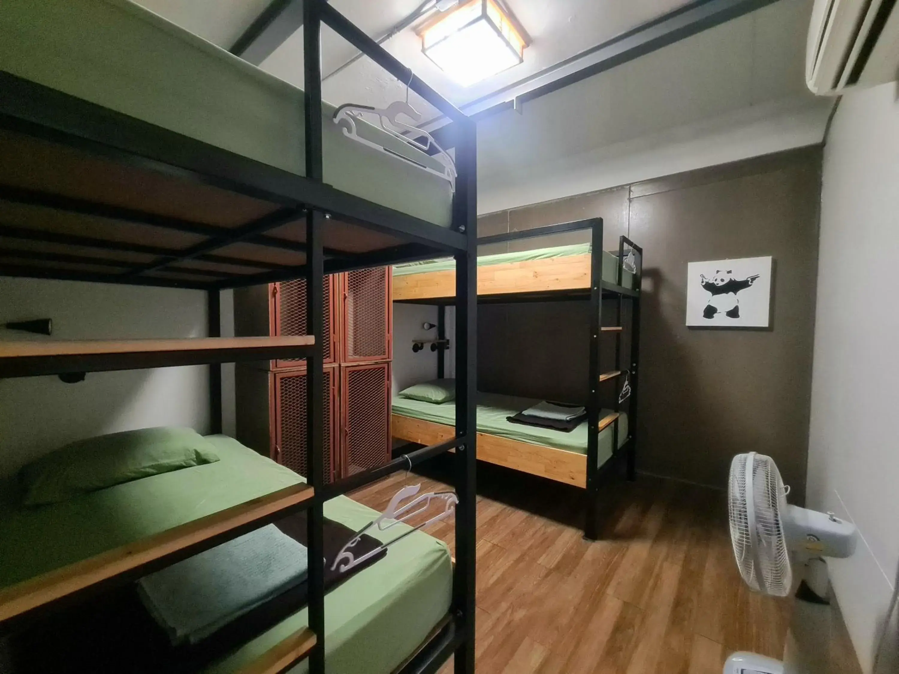4-Bed Male Dormitory Room in Hybrit hostel&cafe 4-Bed Male Dormitory Room in Hybrit hostel&cafe