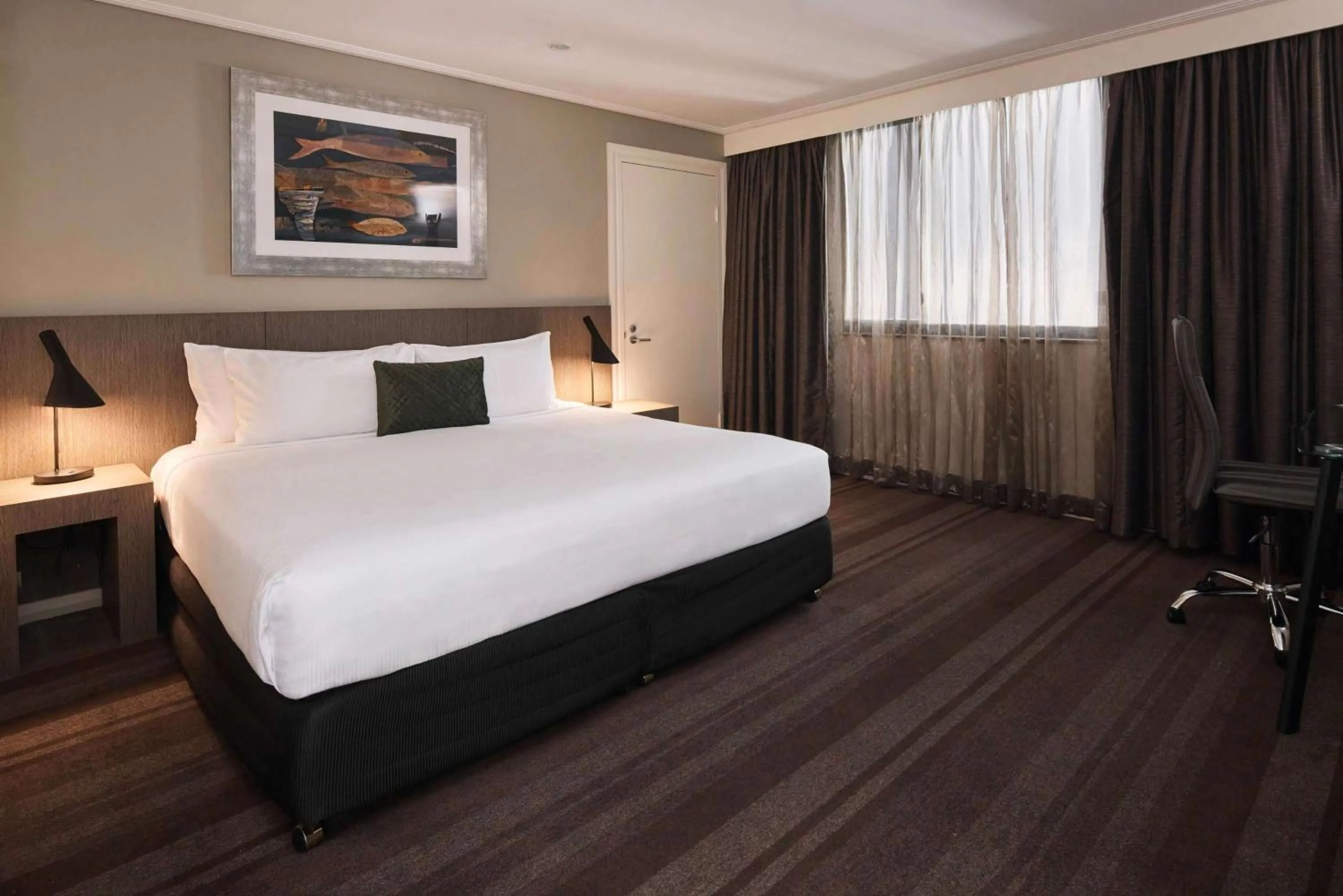 Bedroom, Bed in Rydges World Square