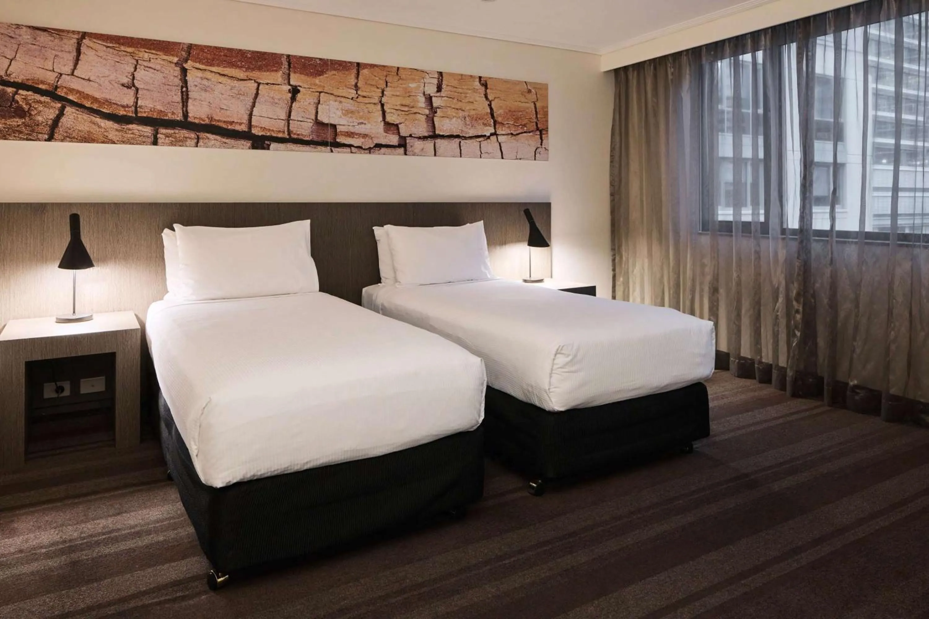 Bedroom, Bed in Rydges World Square