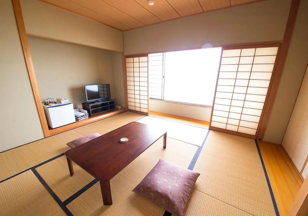 Photo of the whole room in Sea Aiga Kaigetsu