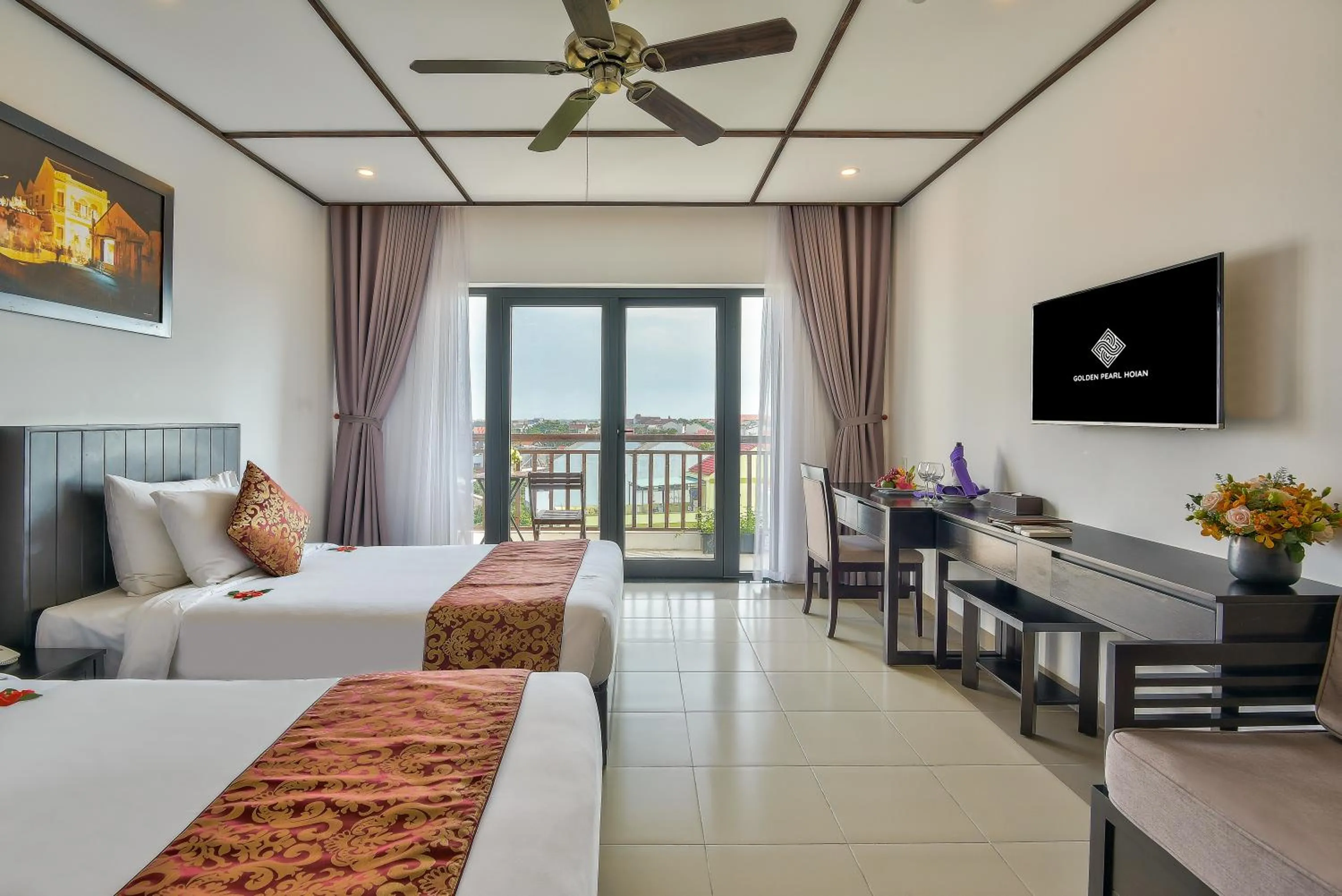 Photo of the whole room, Bed in Golden Pearl Hoi An Hotel