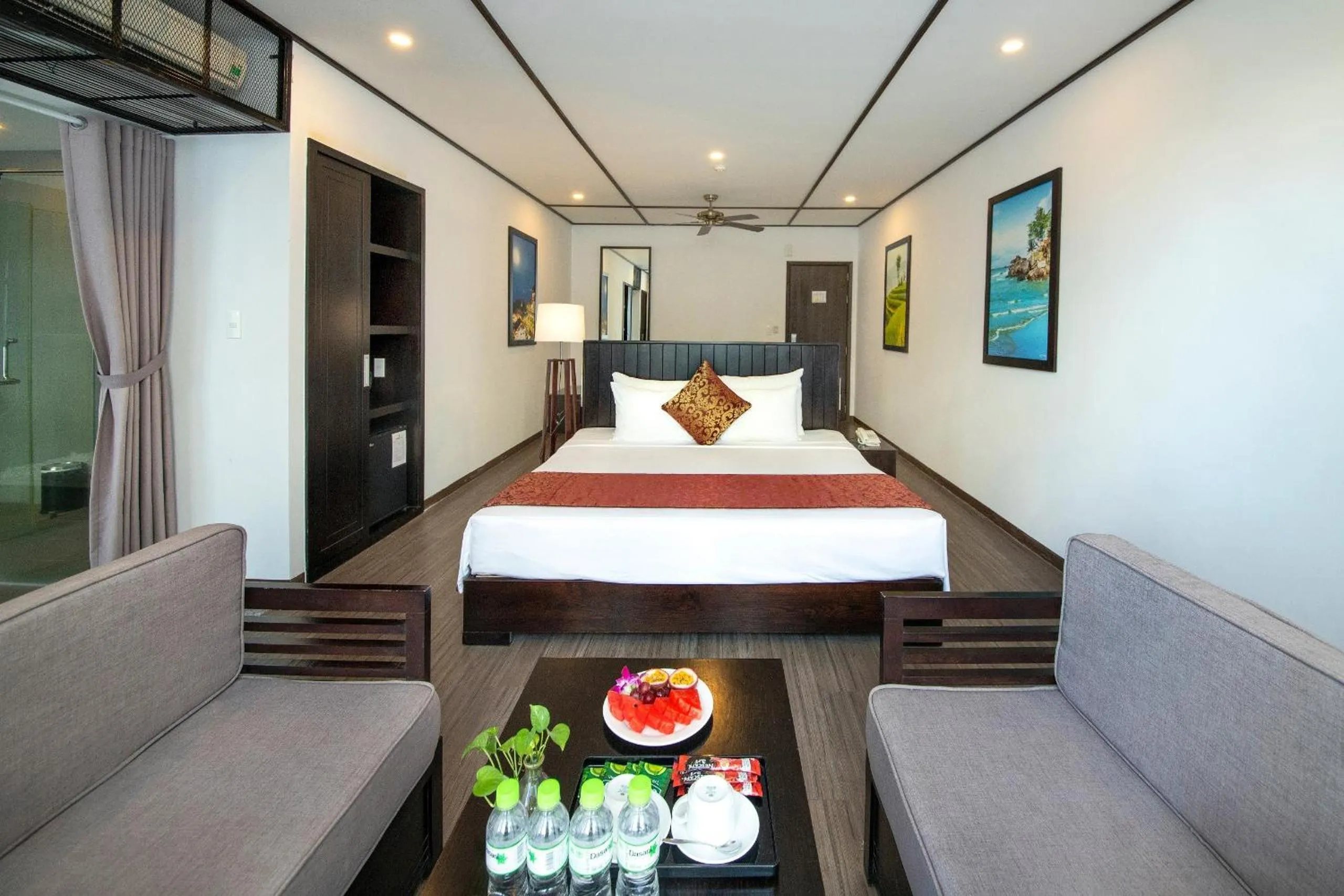 Property building, Bed in Golden Pearl Hoi An Hotel