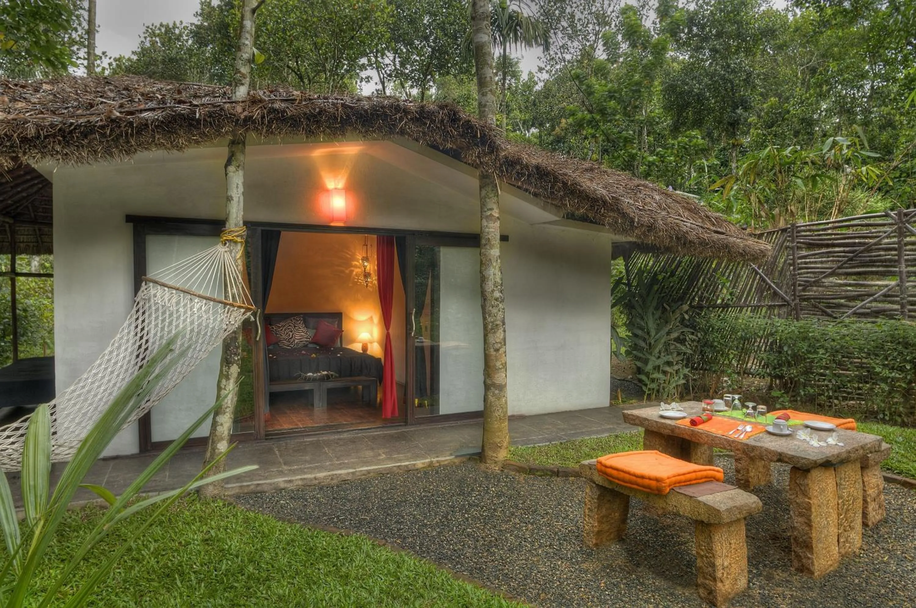 Balcony/Terrace in Amritara Shalimar Spice Garden Resort & Spa