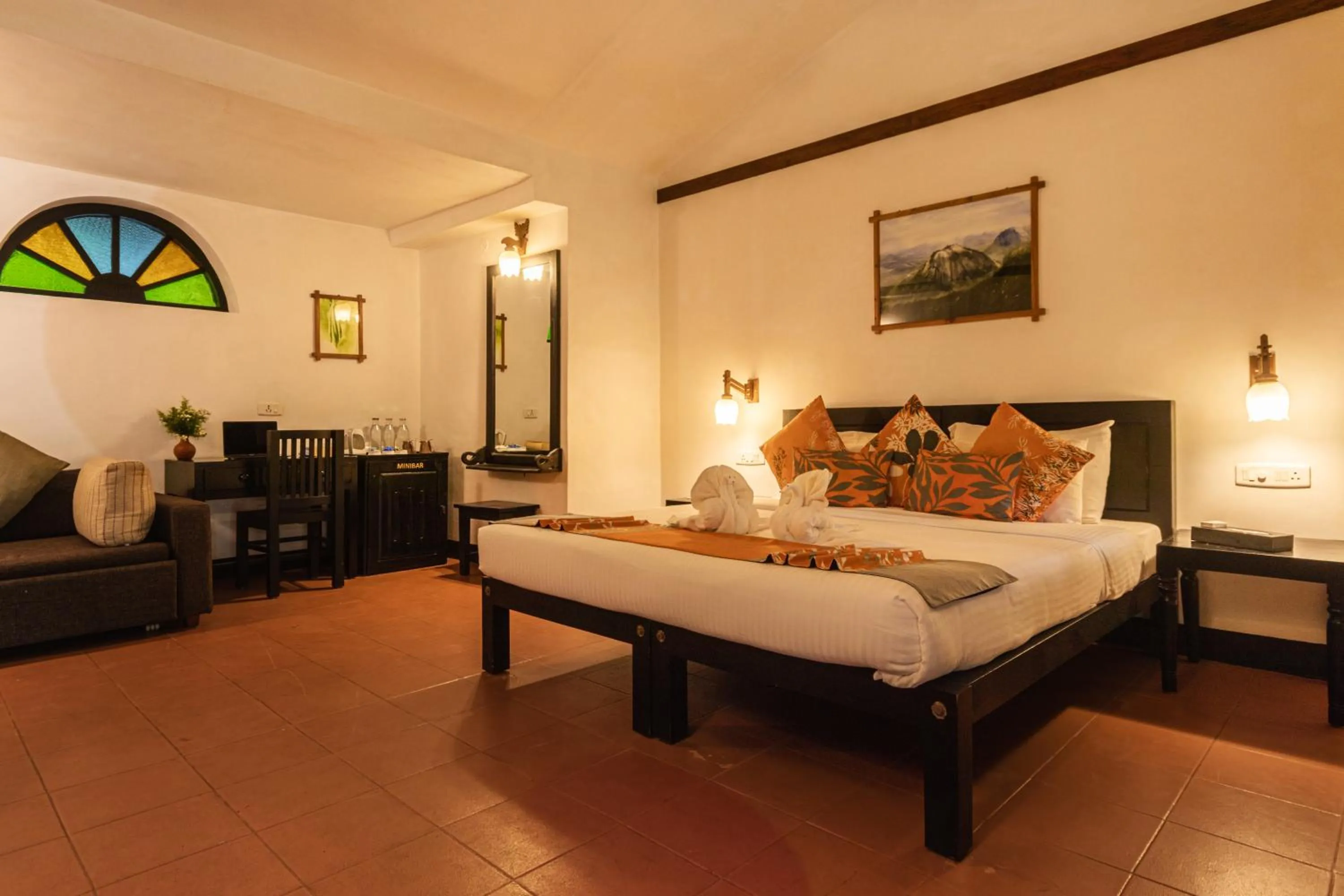 Photo of the whole room, Bed in Amritara Shalimar Spice Garden Resort & Spa