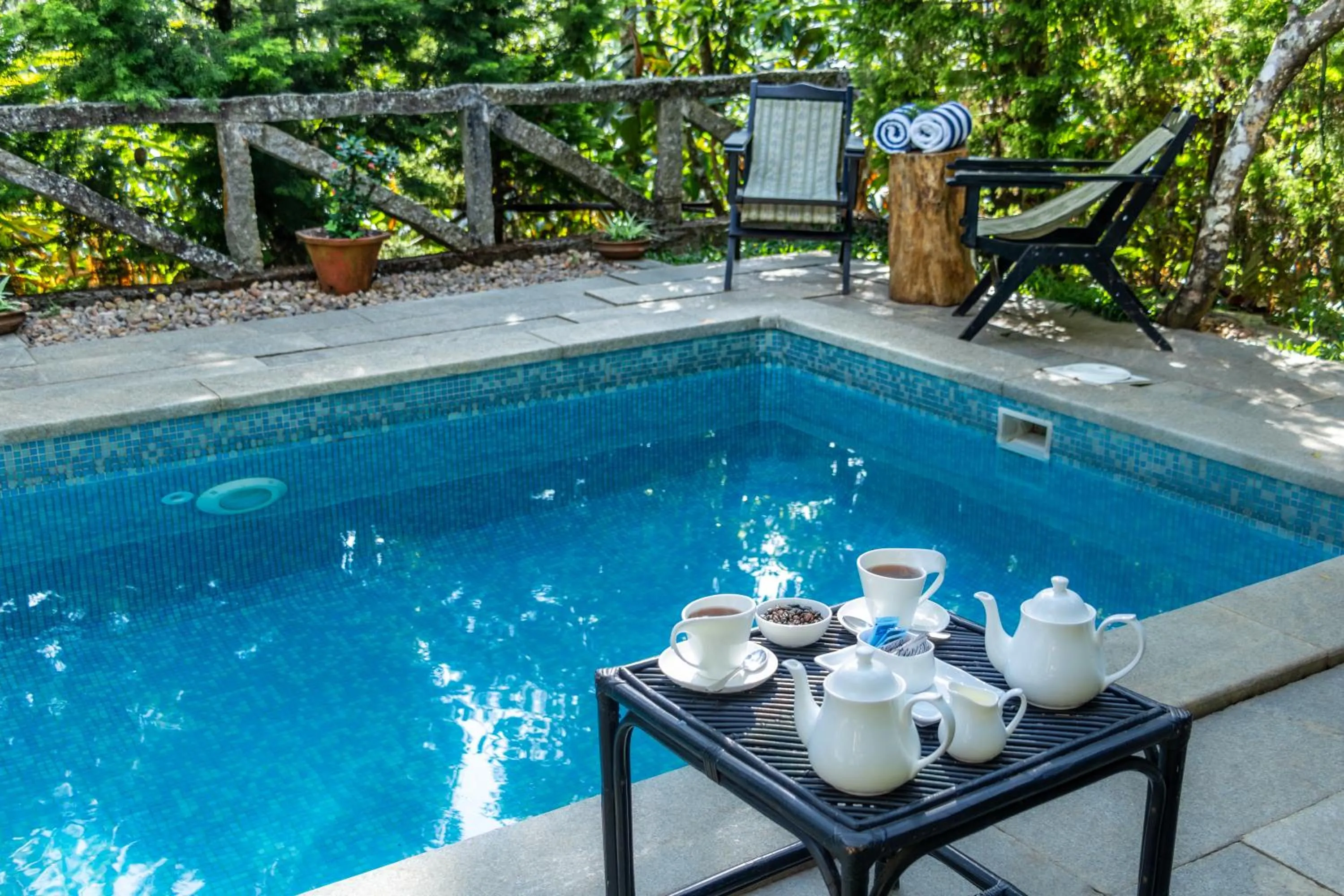 Pool view in Amritara Shalimar Spice Garden Resort & Spa