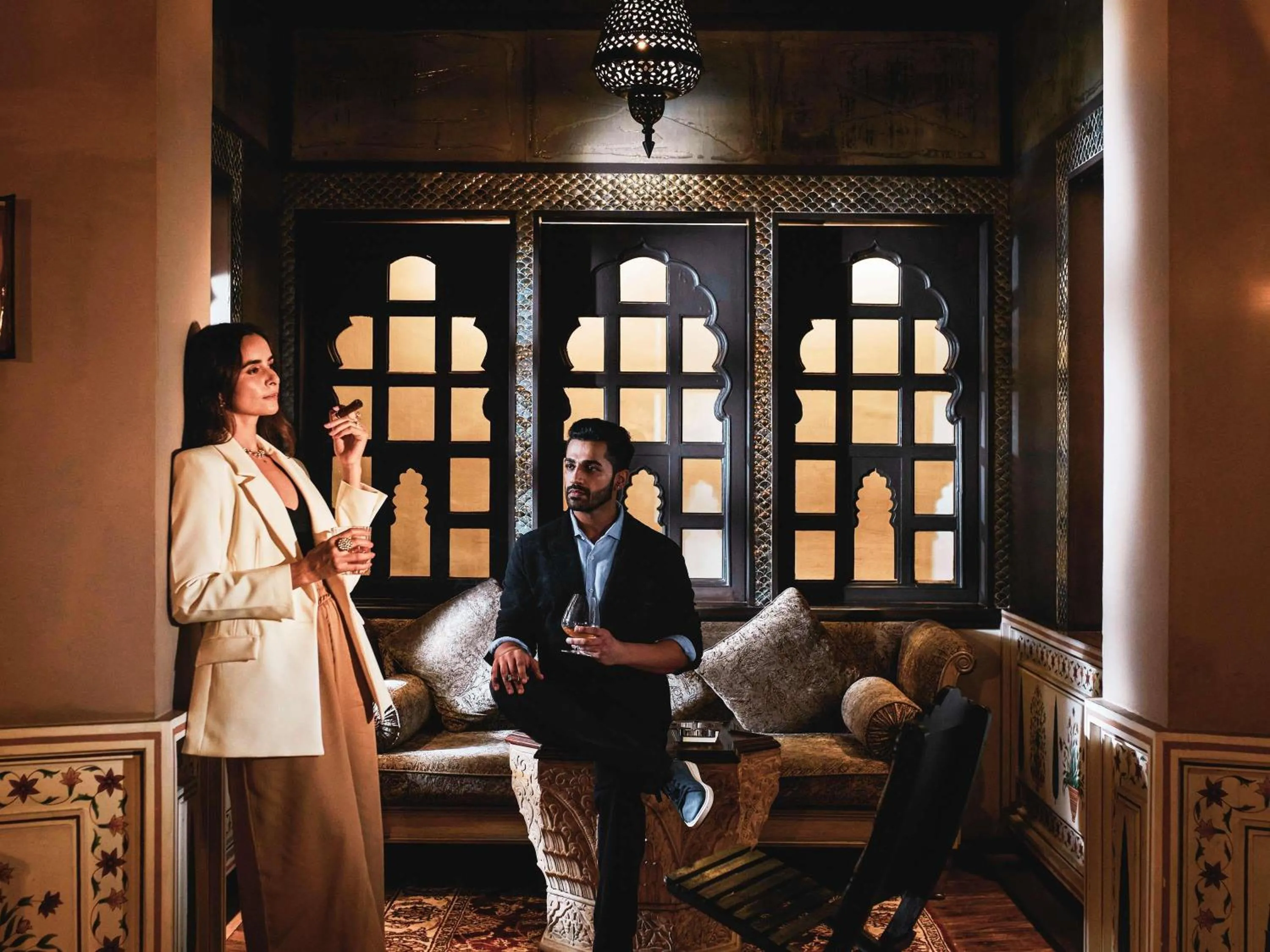 Lounge or bar in Fairmont Jaipur