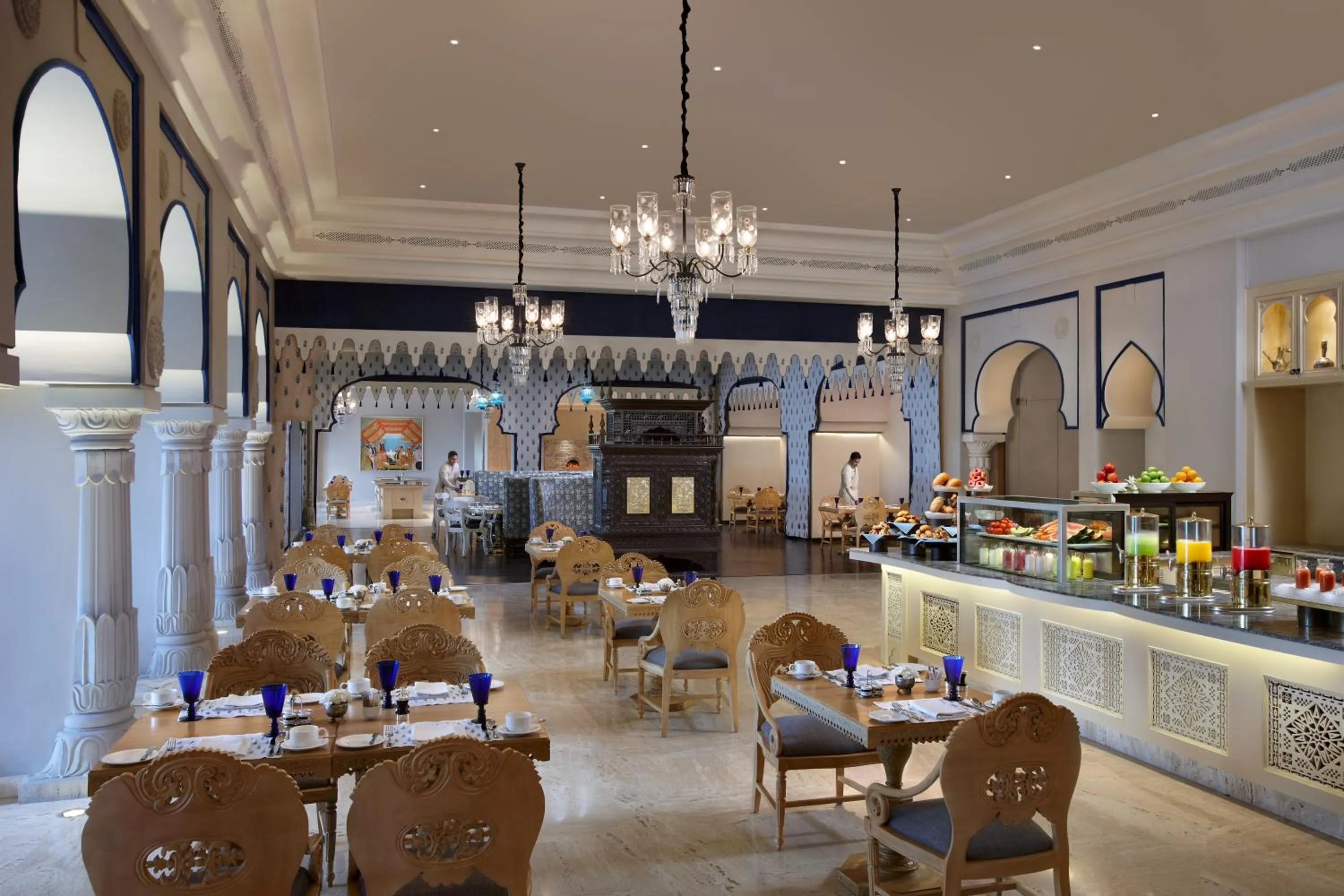 Restaurant/places to eat in Fairmont Jaipur