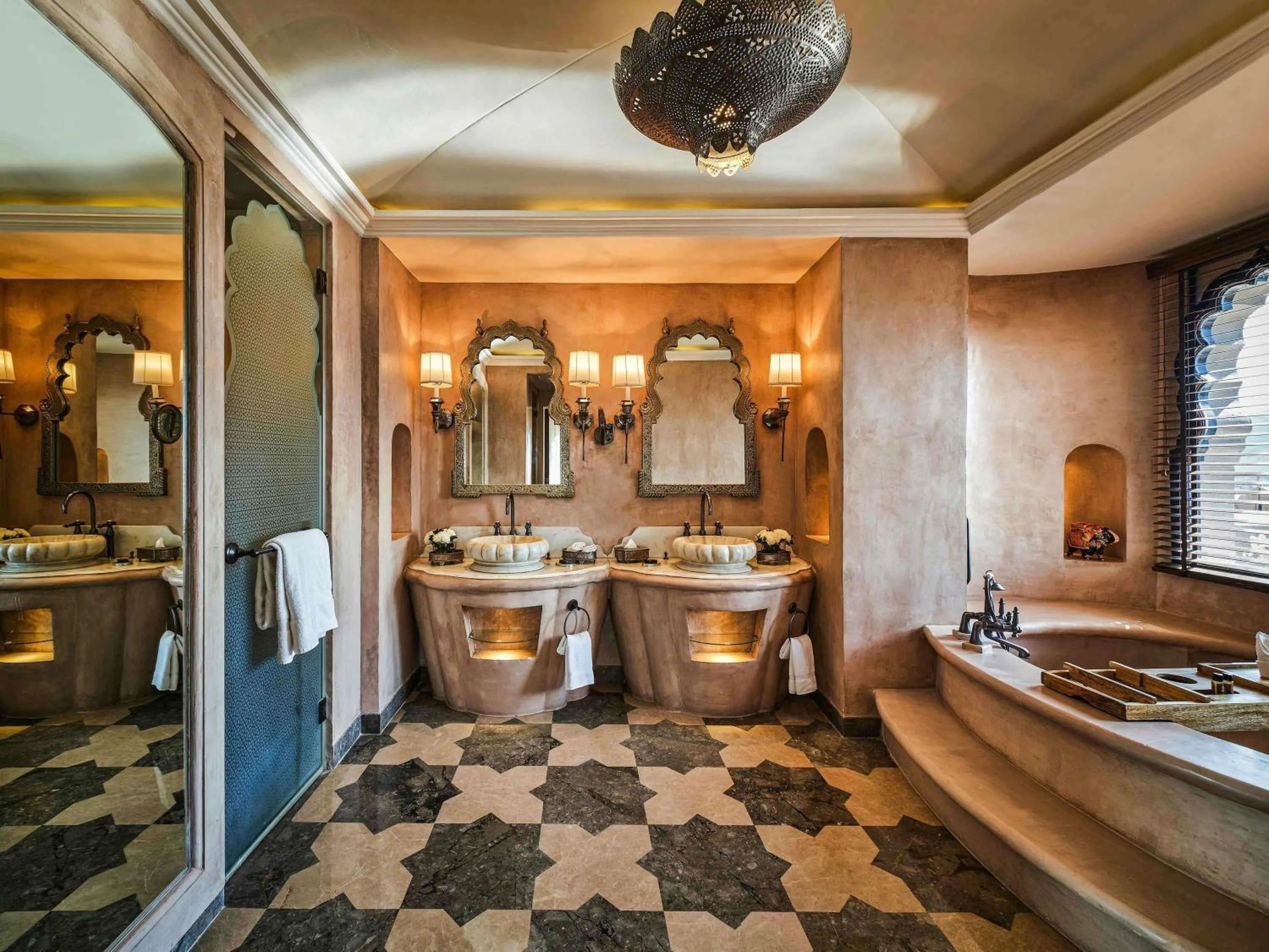 Bedroom in Fairmont Jaipur