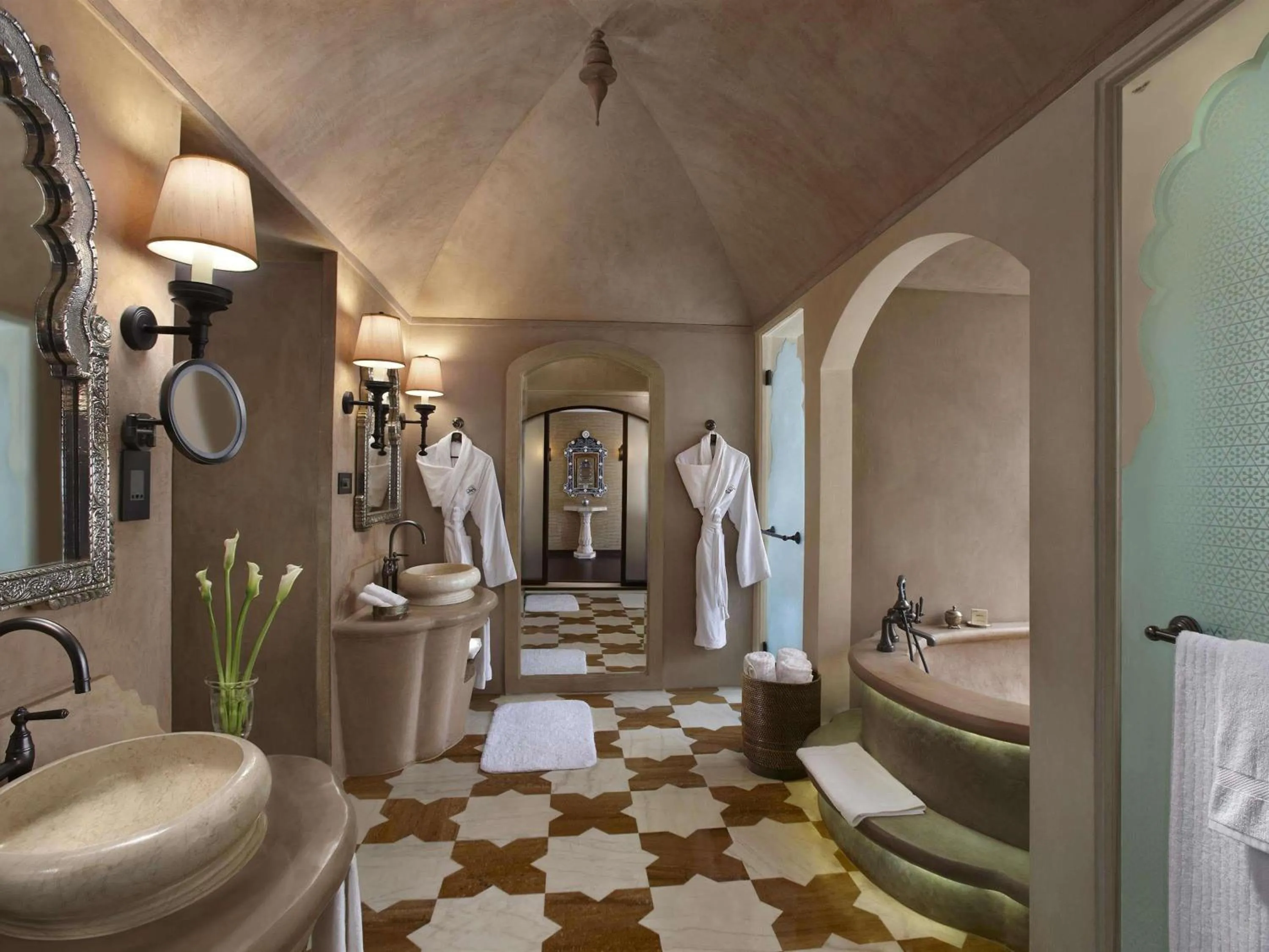 Bedroom in Fairmont Jaipur