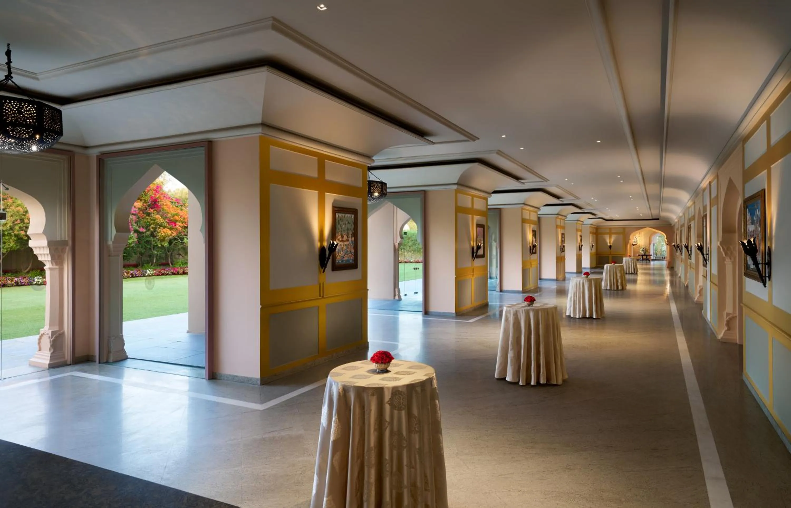 Banquet/Function facilities in Fairmont Jaipur