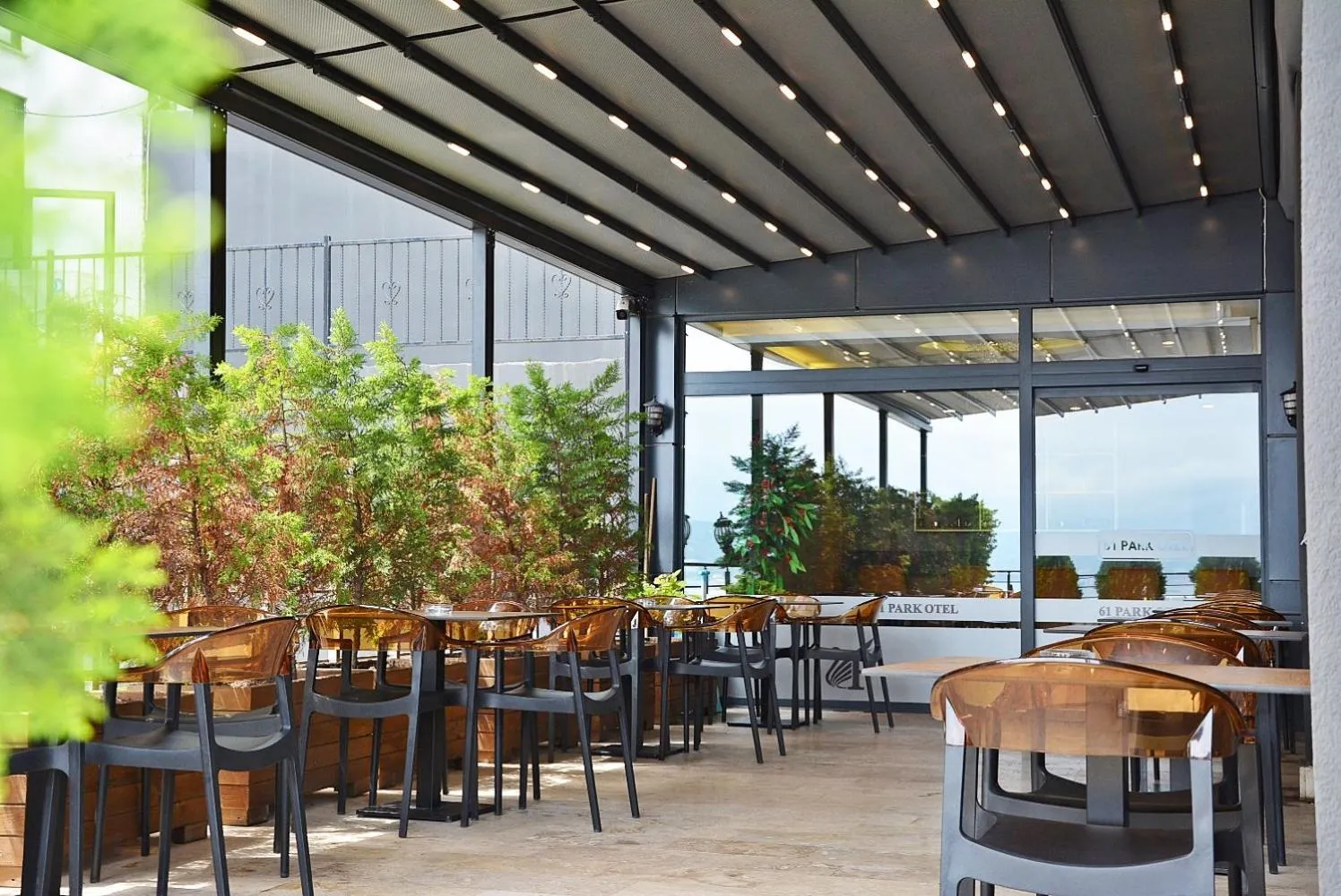 Garden in 61 Park Hotel