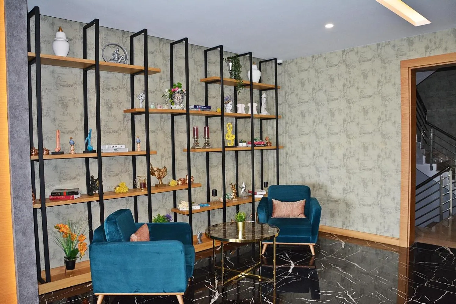 Lobby or reception in 61 Park Hotel