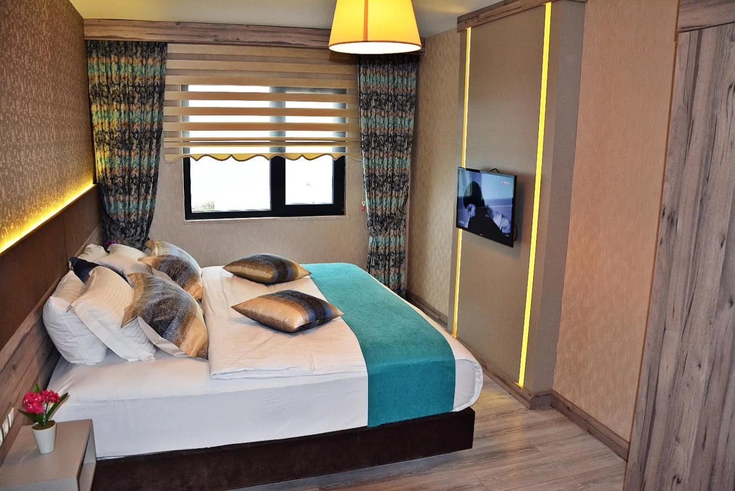 Bed in 61 Park Hotel