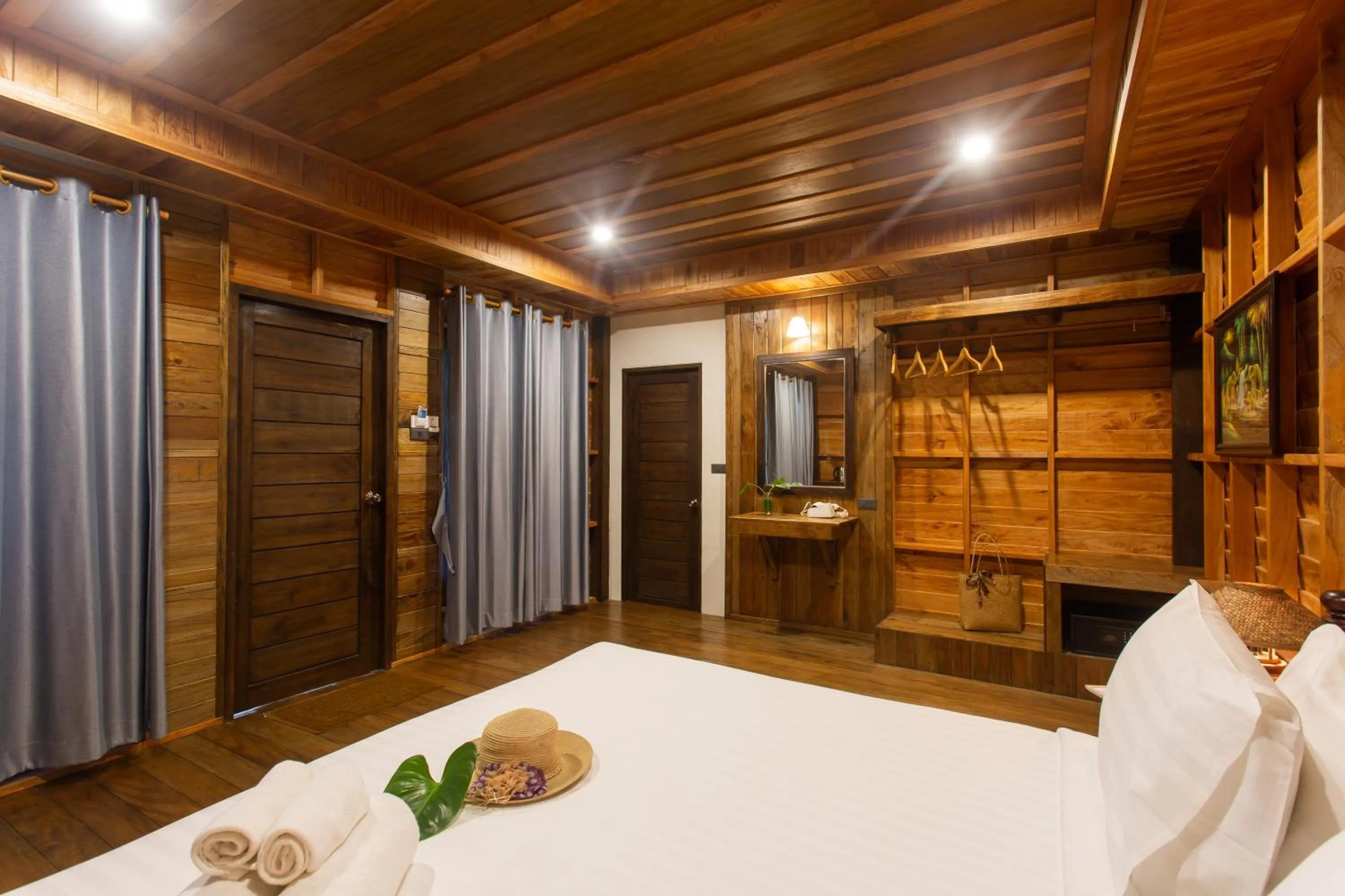 Bedroom, Bed in Koh Tao Relax Freedom Beach Resort