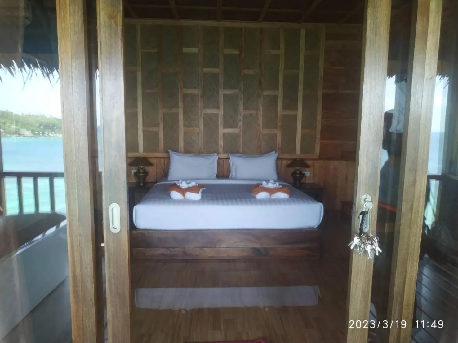 Bed in Koh Tao Relax Freedom Beach Resort