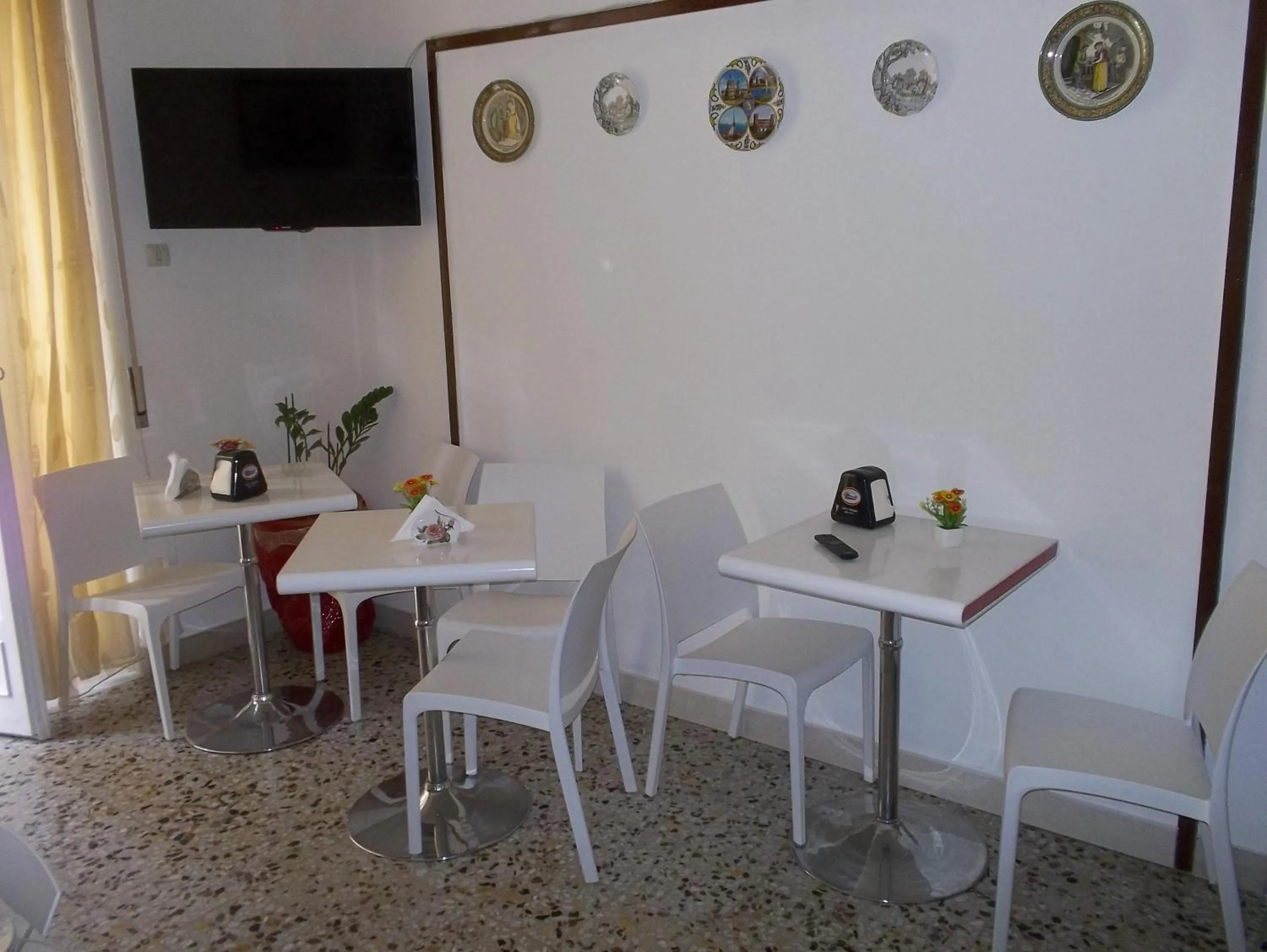 Continental breakfast in Victoria