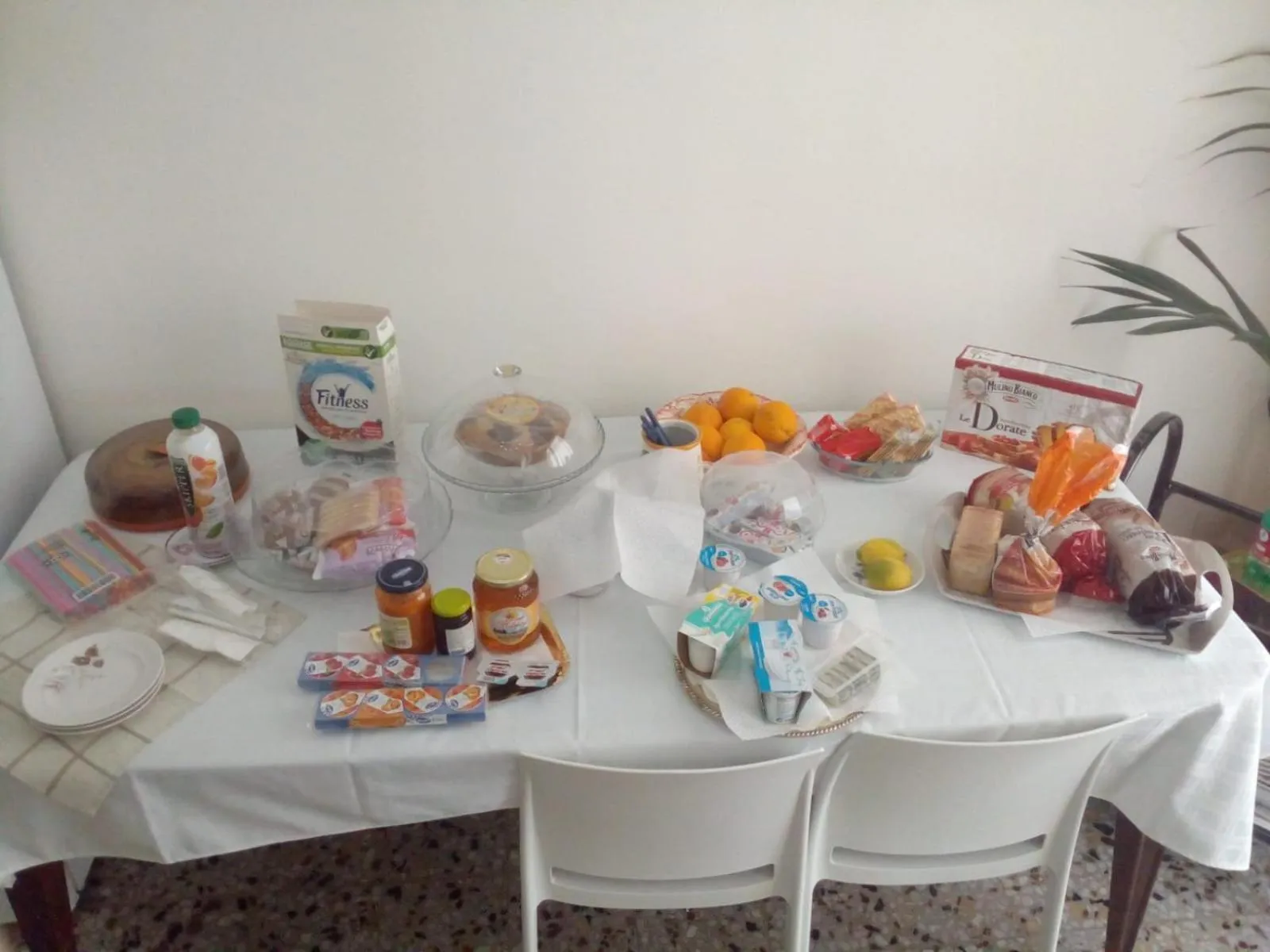 Continental breakfast in Victoria