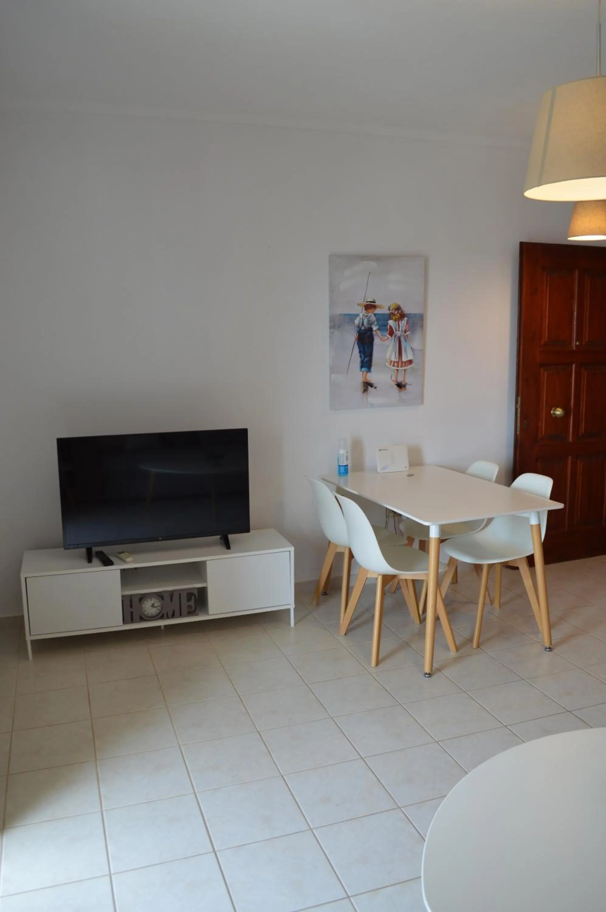 TV and multimedia in Best House,Appartments,Pylos Messinias