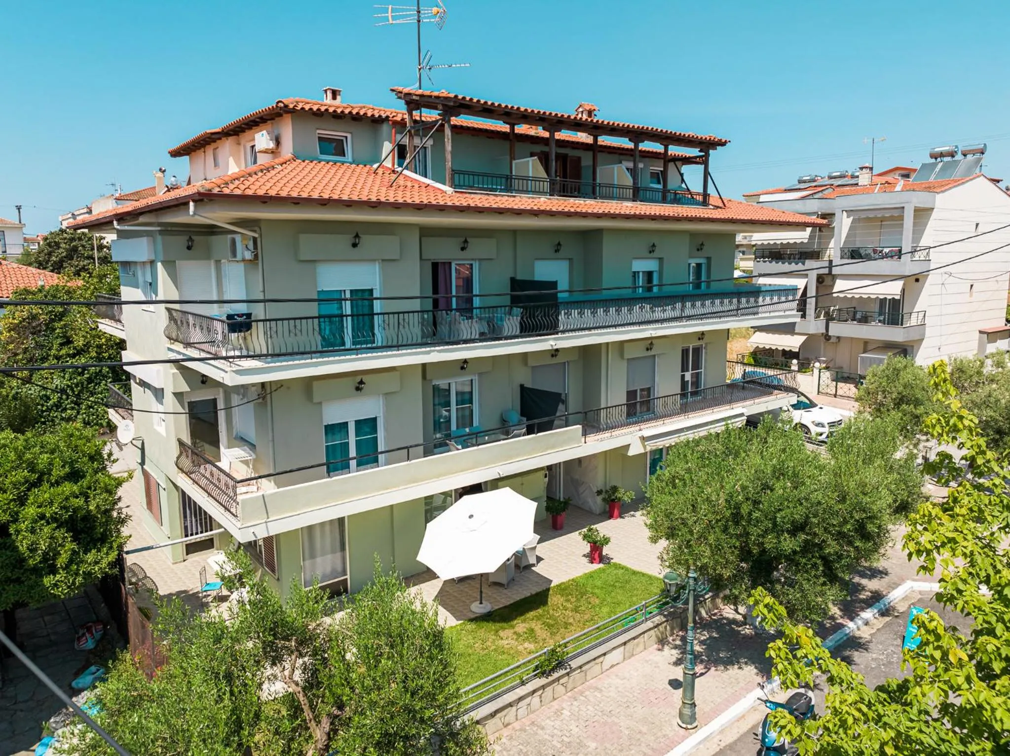 Property building in Kokkos Brothers