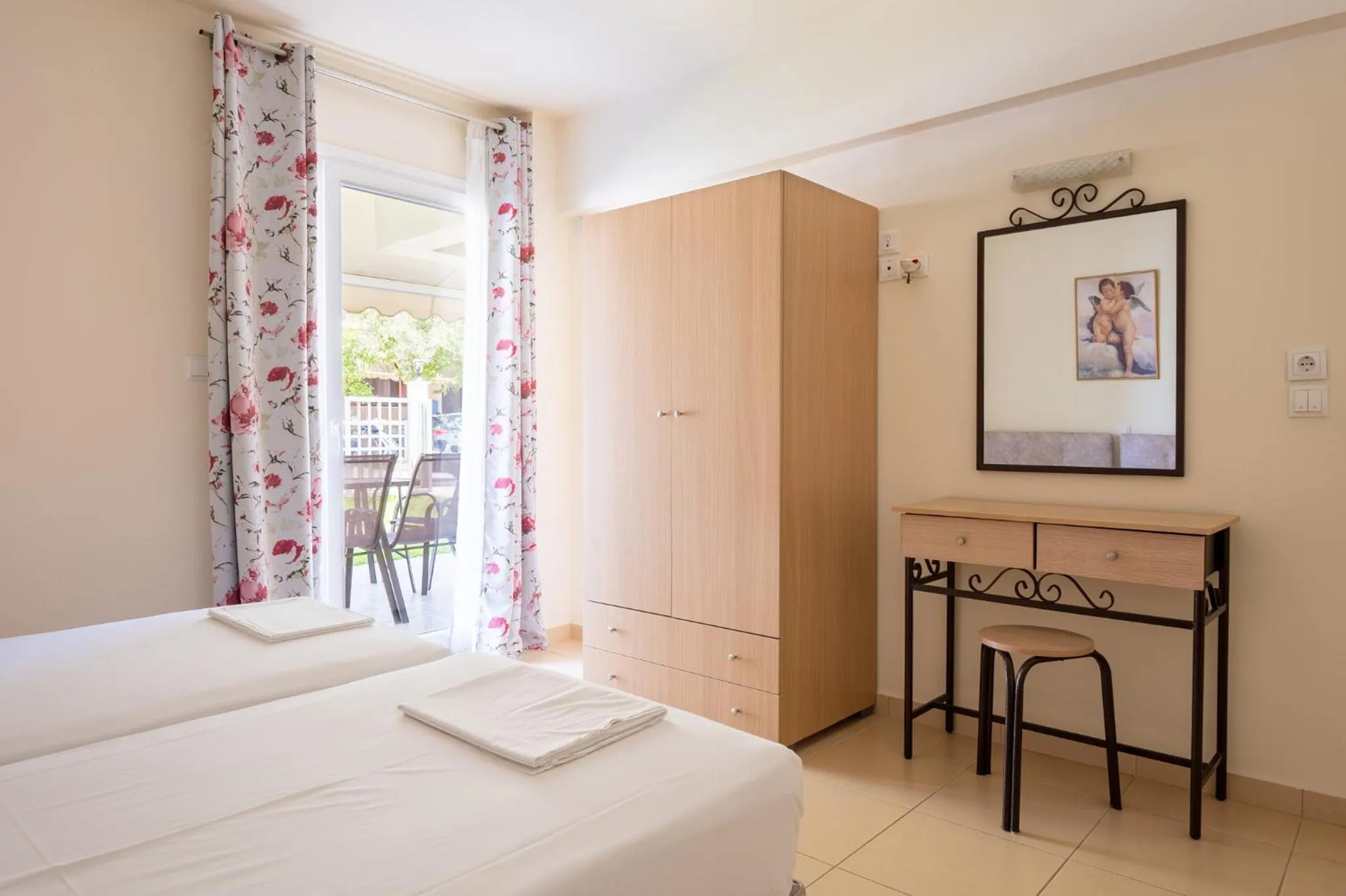 Bedroom in Kokkos Brothers