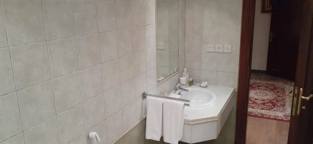 Al Gosaibi Hotel - Villa