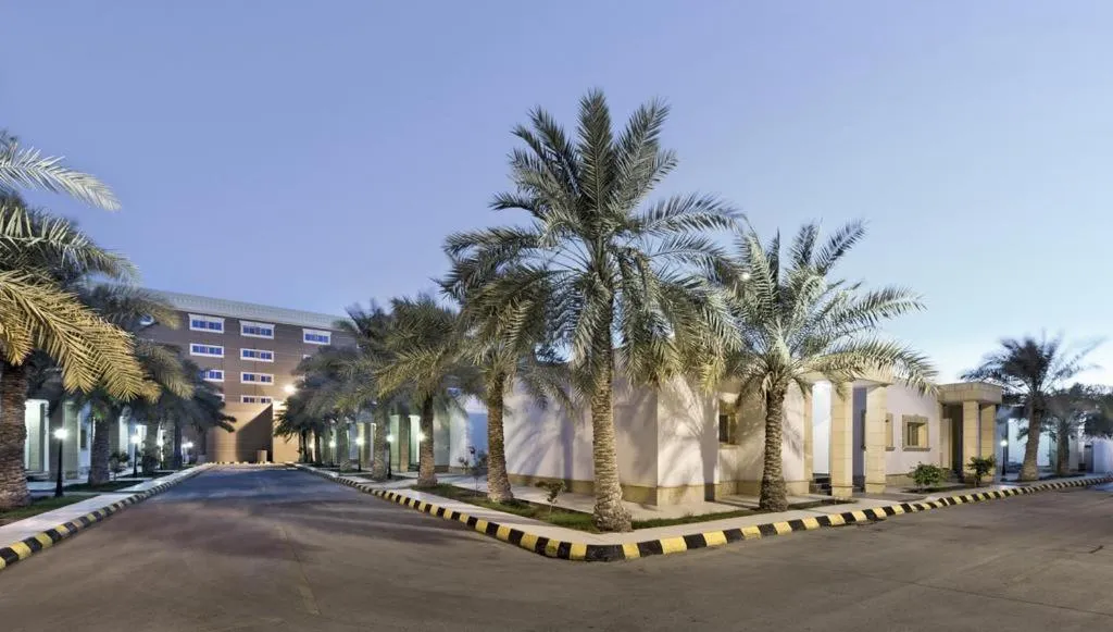 Property building in Al Gosaibi Hotel - Villa