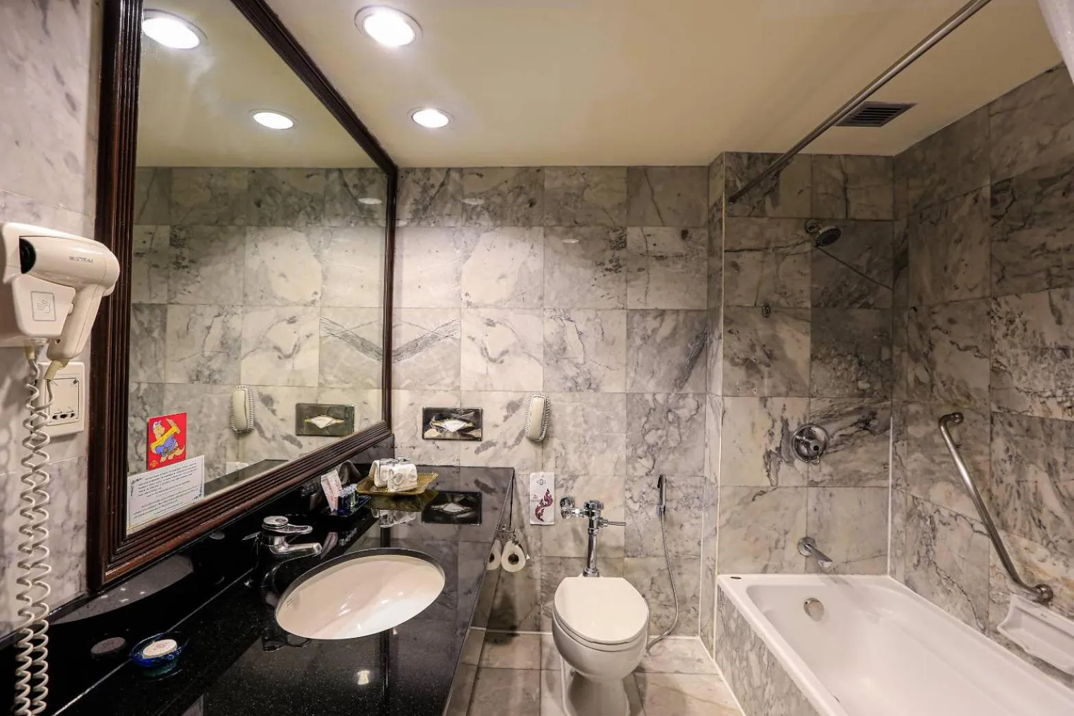 Toilet in Kosa Hotel & Wellness Center