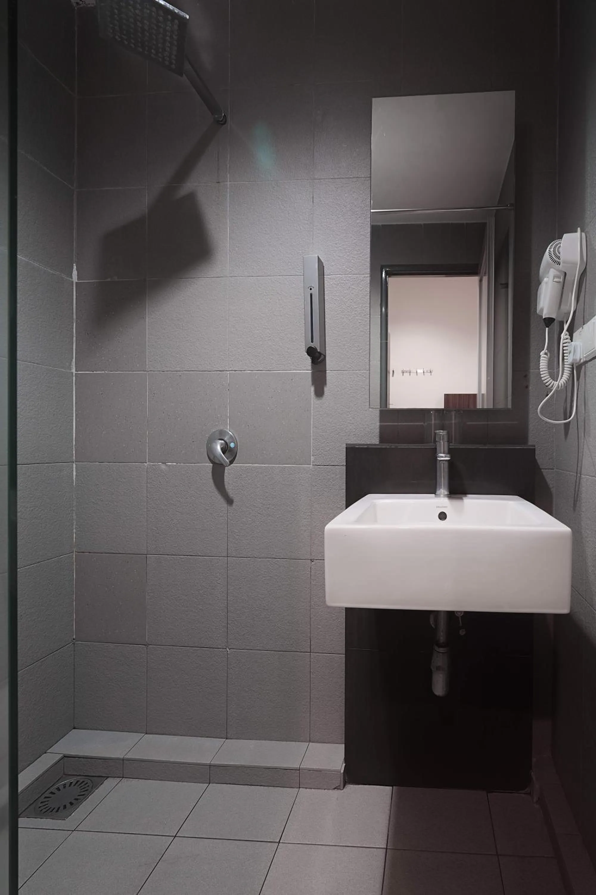 Bathroom in T+ Hotel Sungai Korok