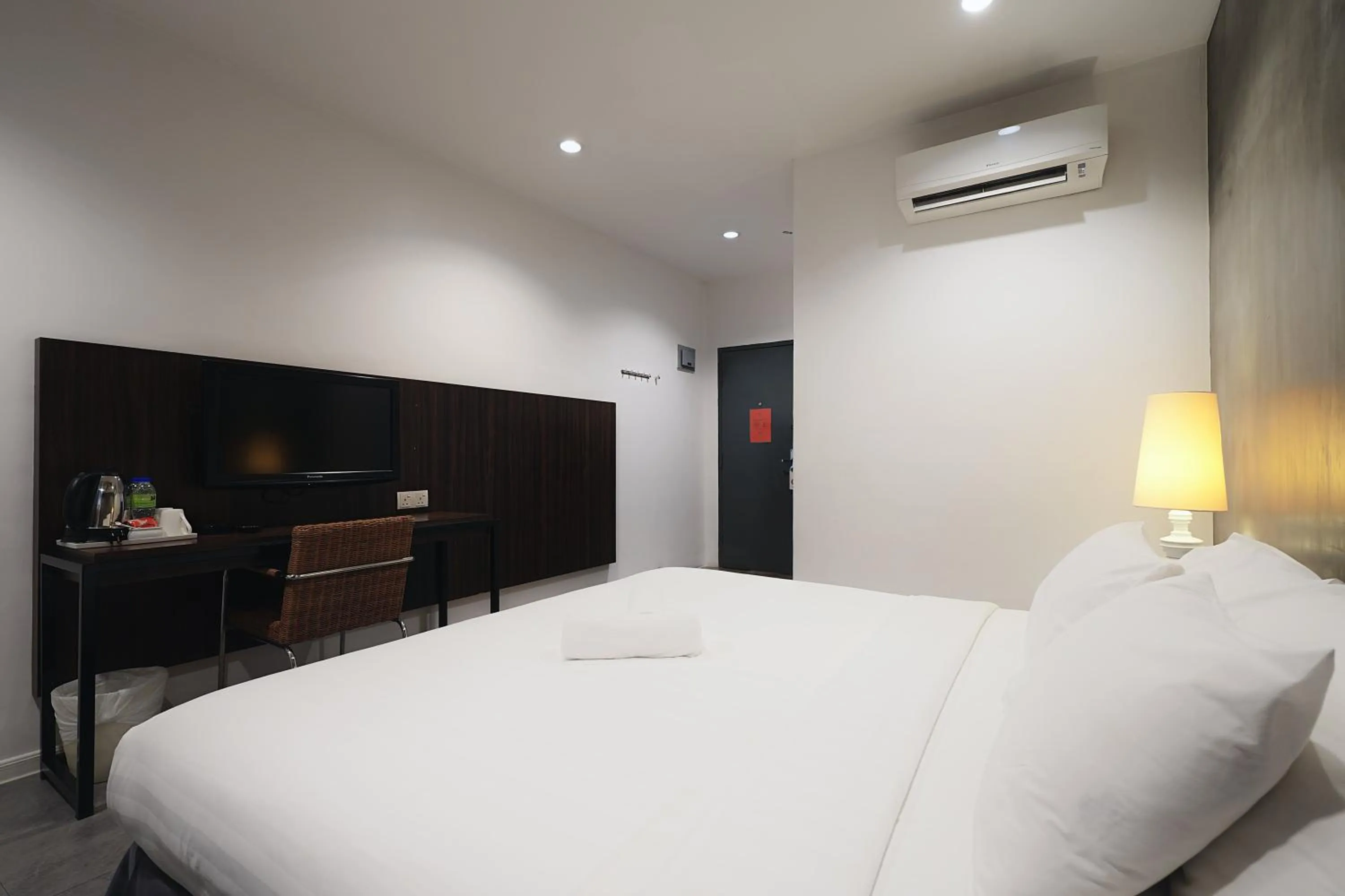 Bedroom, Bed in T+ Hotel Sungai Korok