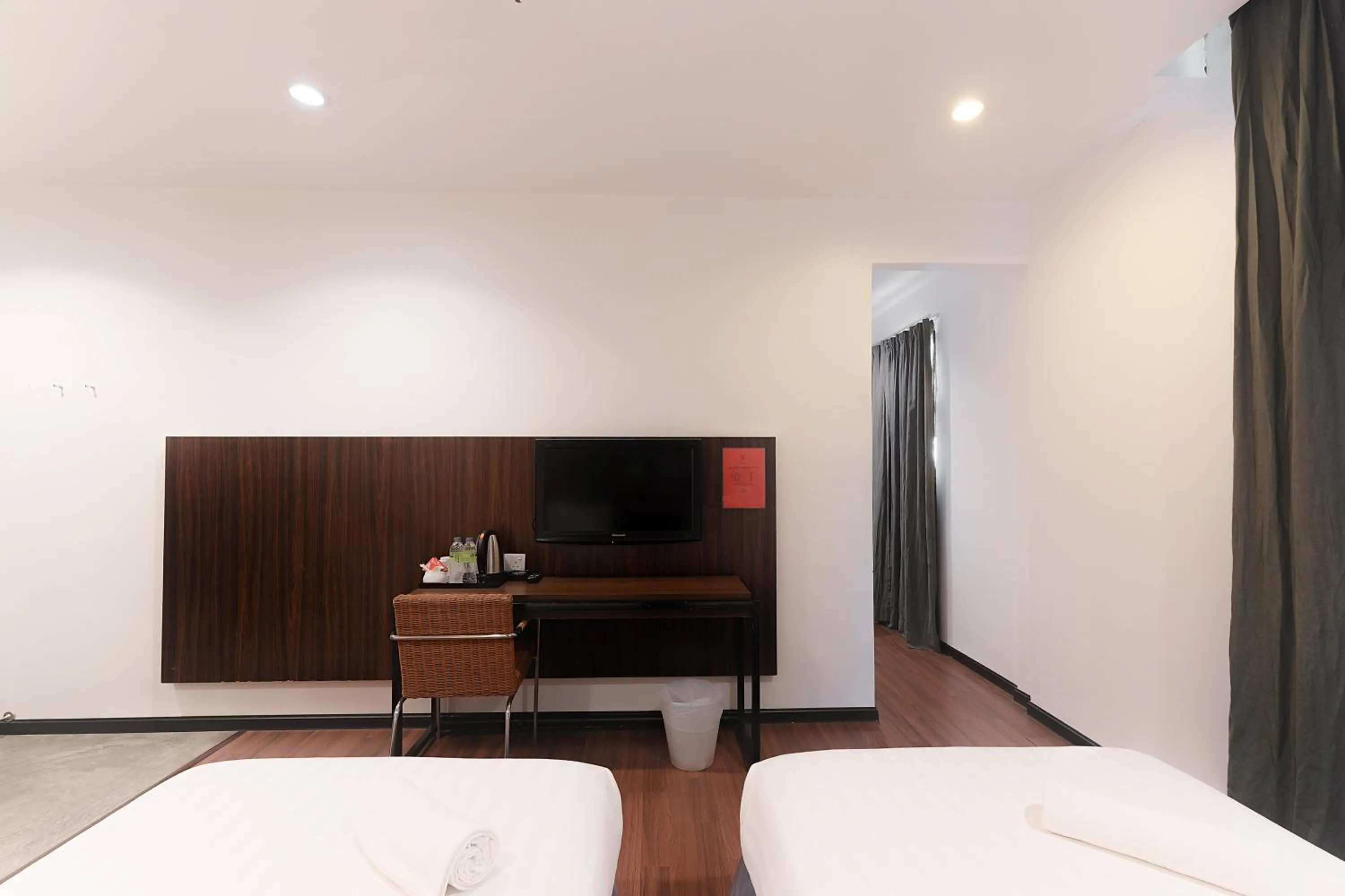 TV and multimedia, Bed in T+ Hotel Sungai Korok