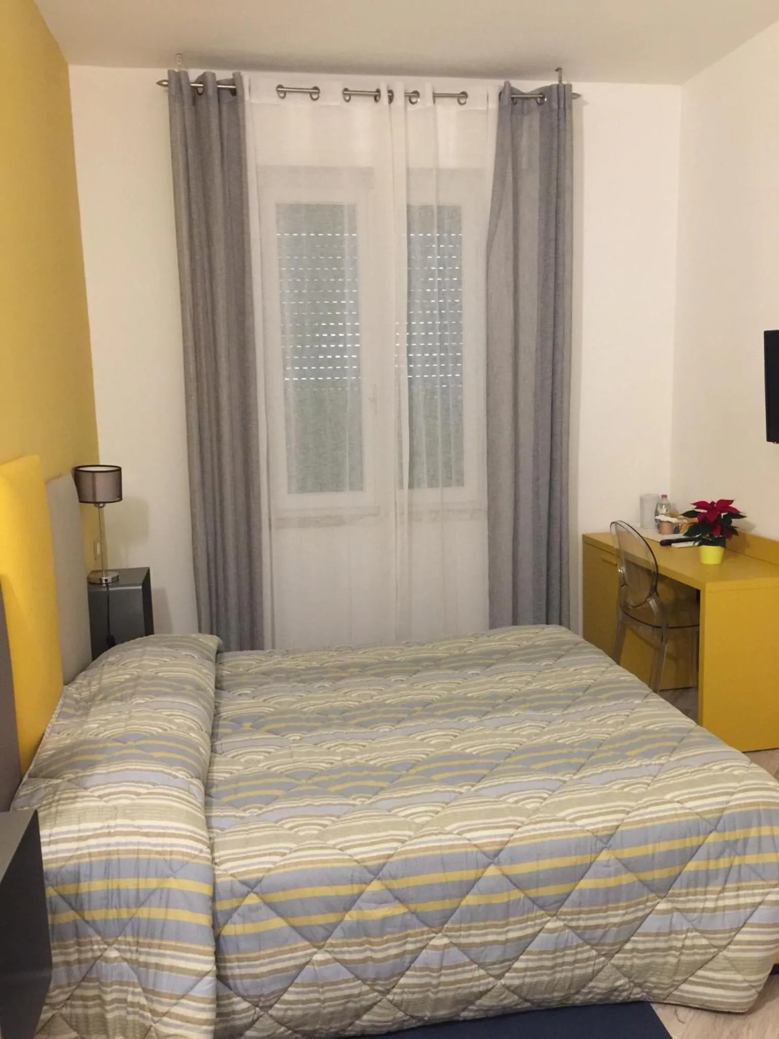 Bed in B&B Ariston Pisa Tower