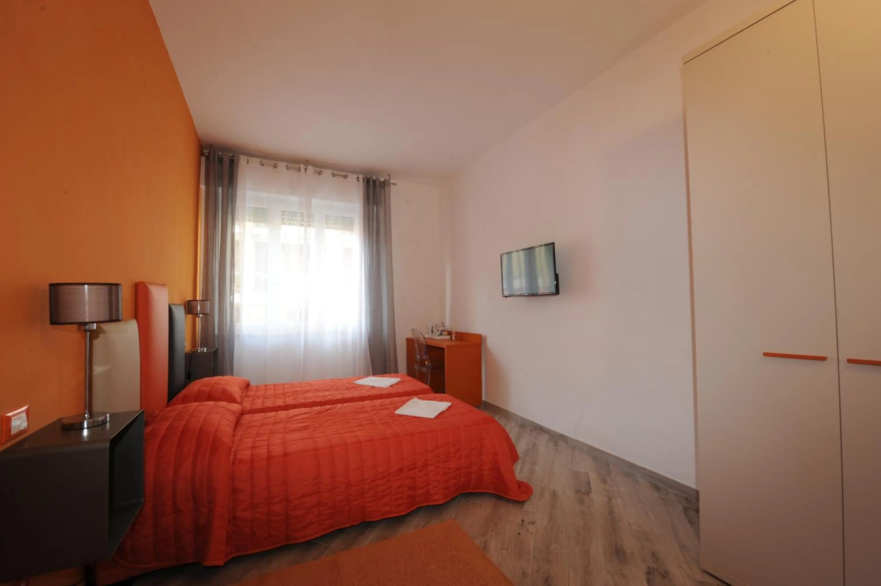 City view, Bed in B&B Ariston Pisa Tower