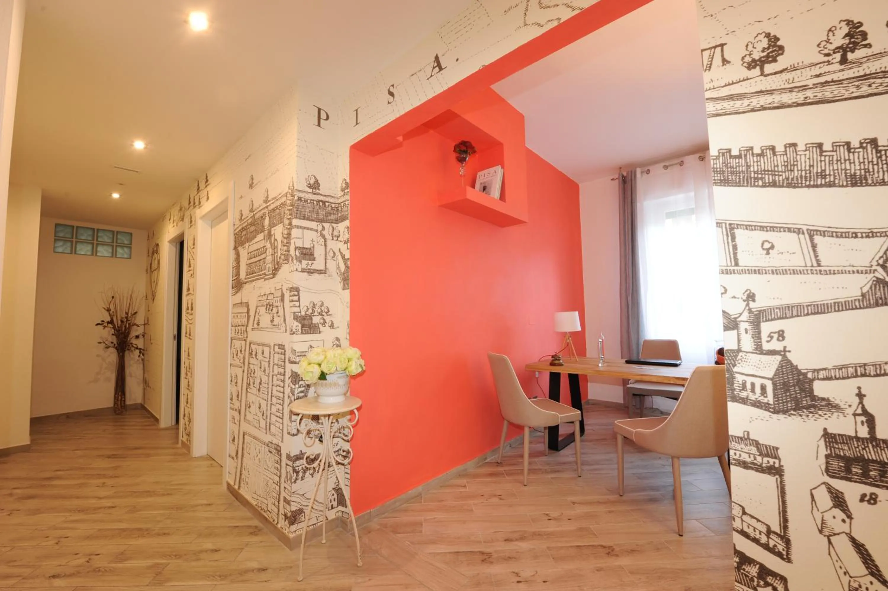 Decorative detail in B&B Ariston Pisa Tower