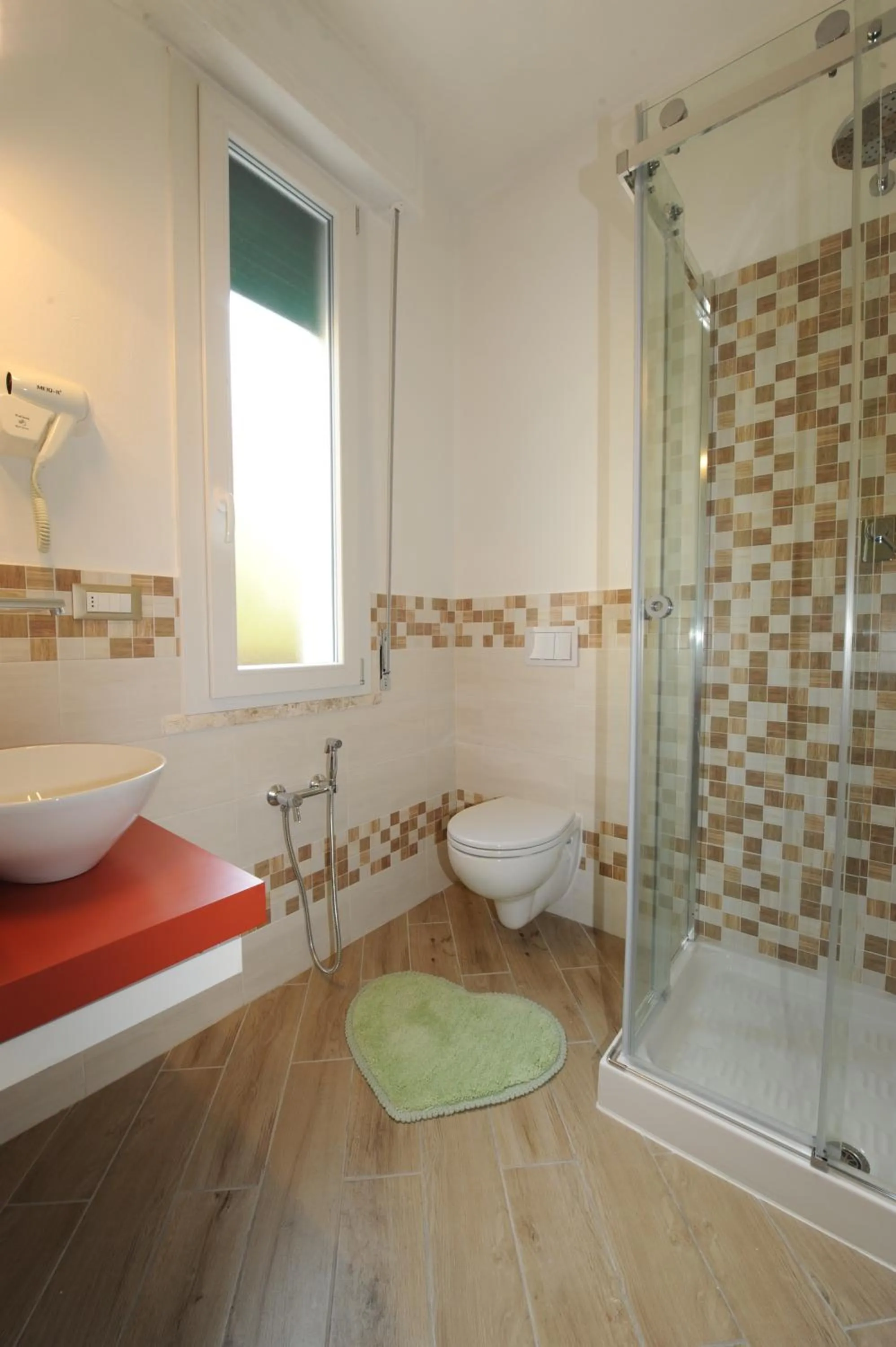 Photo of the whole room in B&B Ariston Pisa Tower