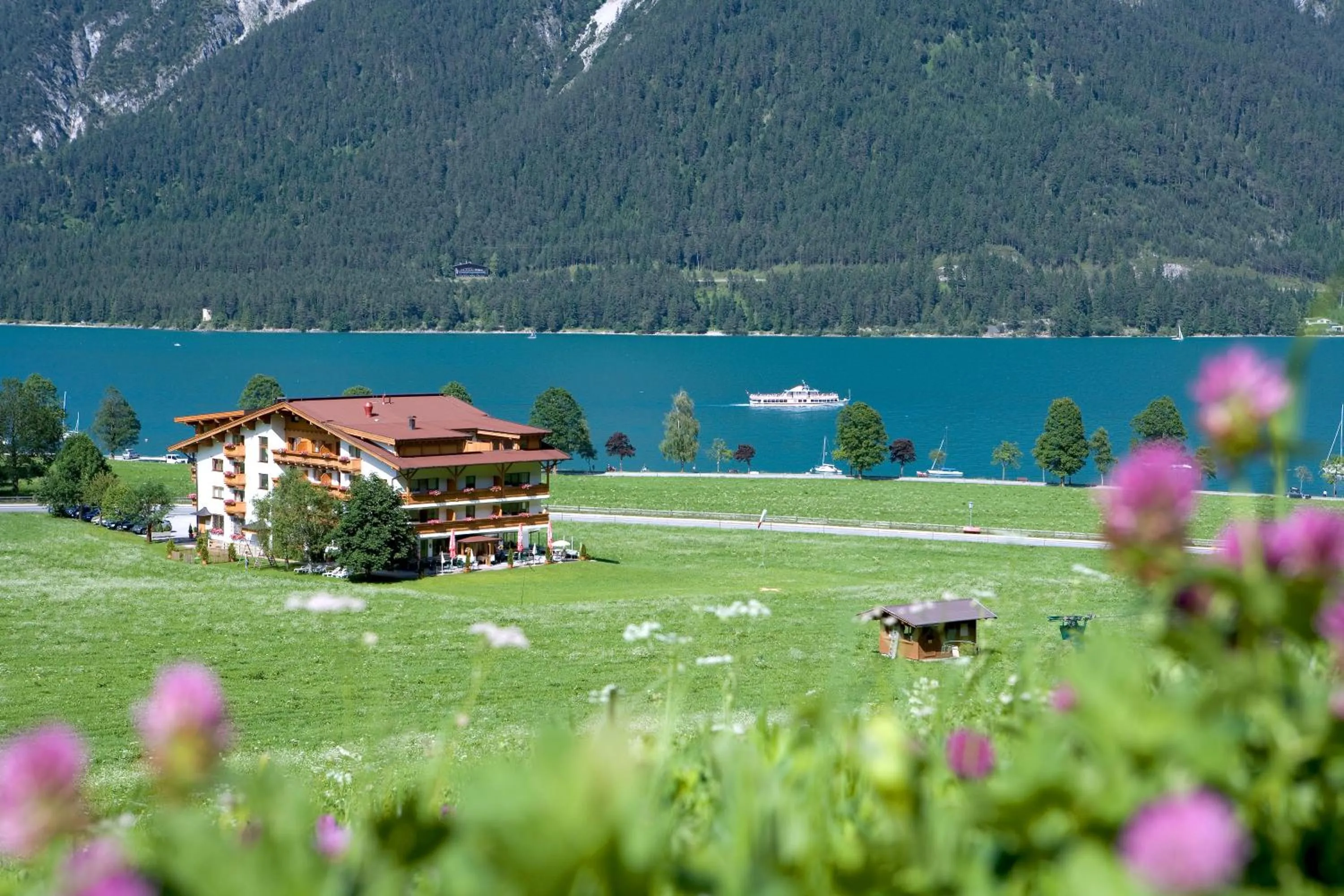 Lake view in Hotel Bergland