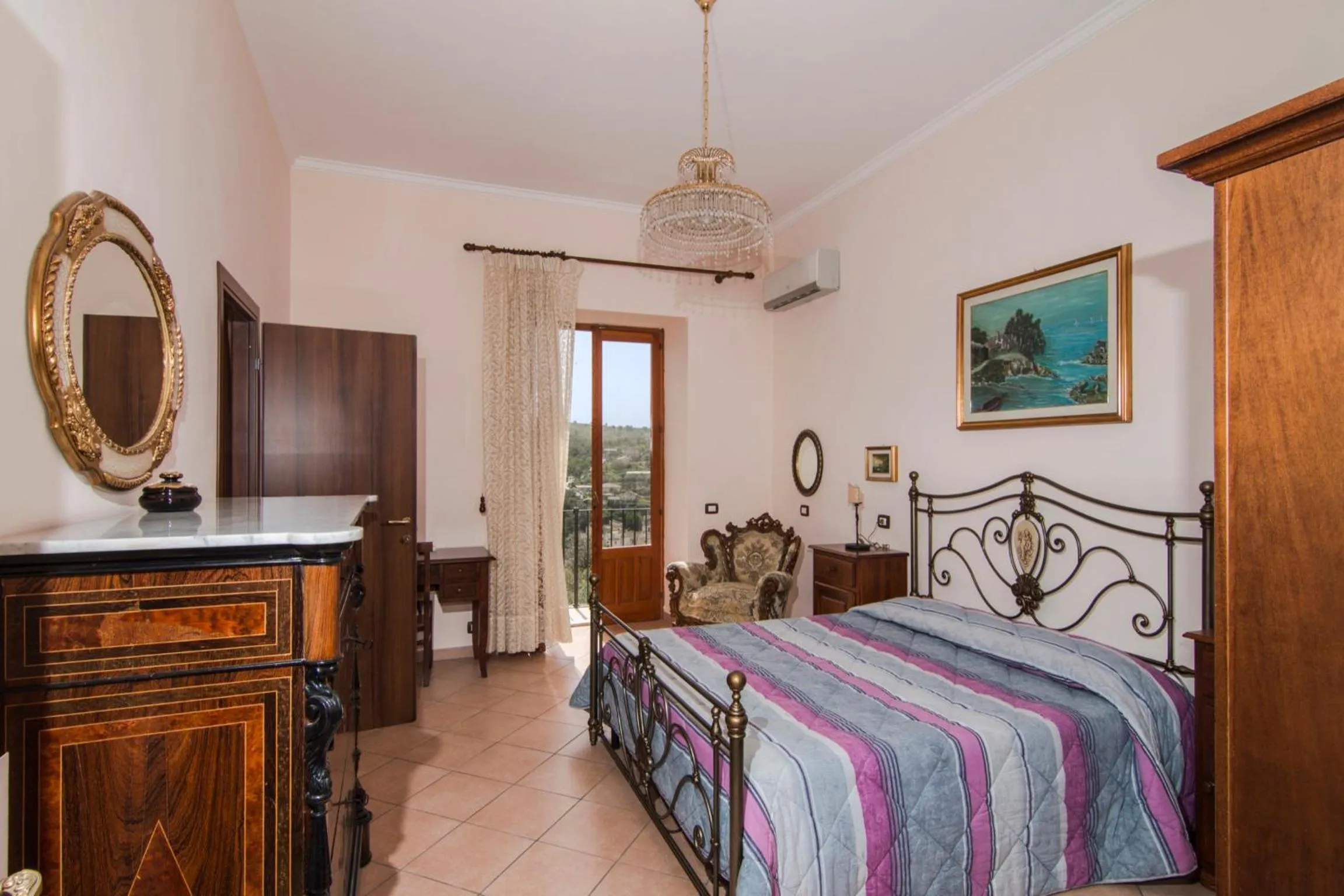 Day, Bed in B&B Il Giardino Dei Mandarini