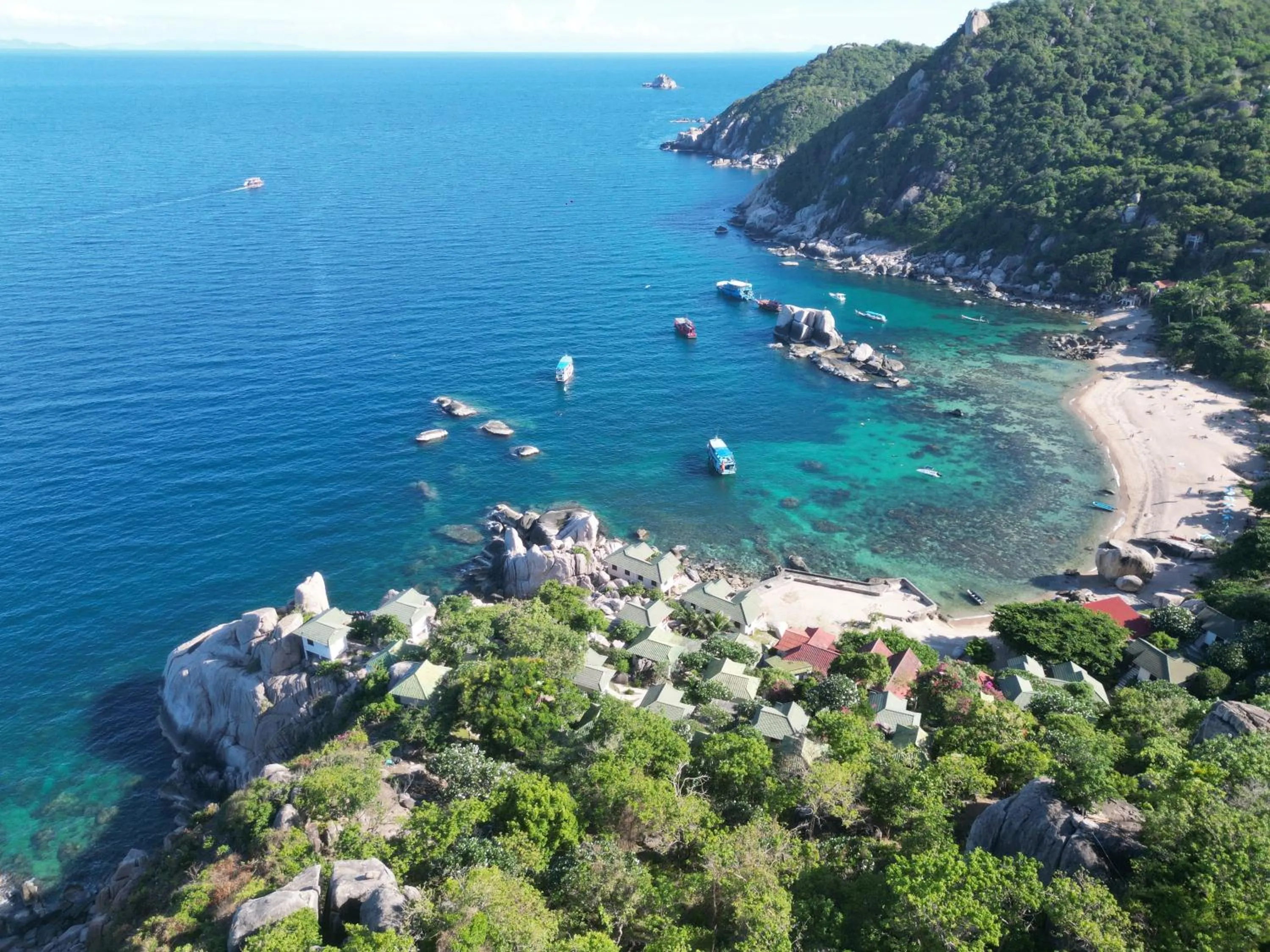 Family Tanotebay Resort