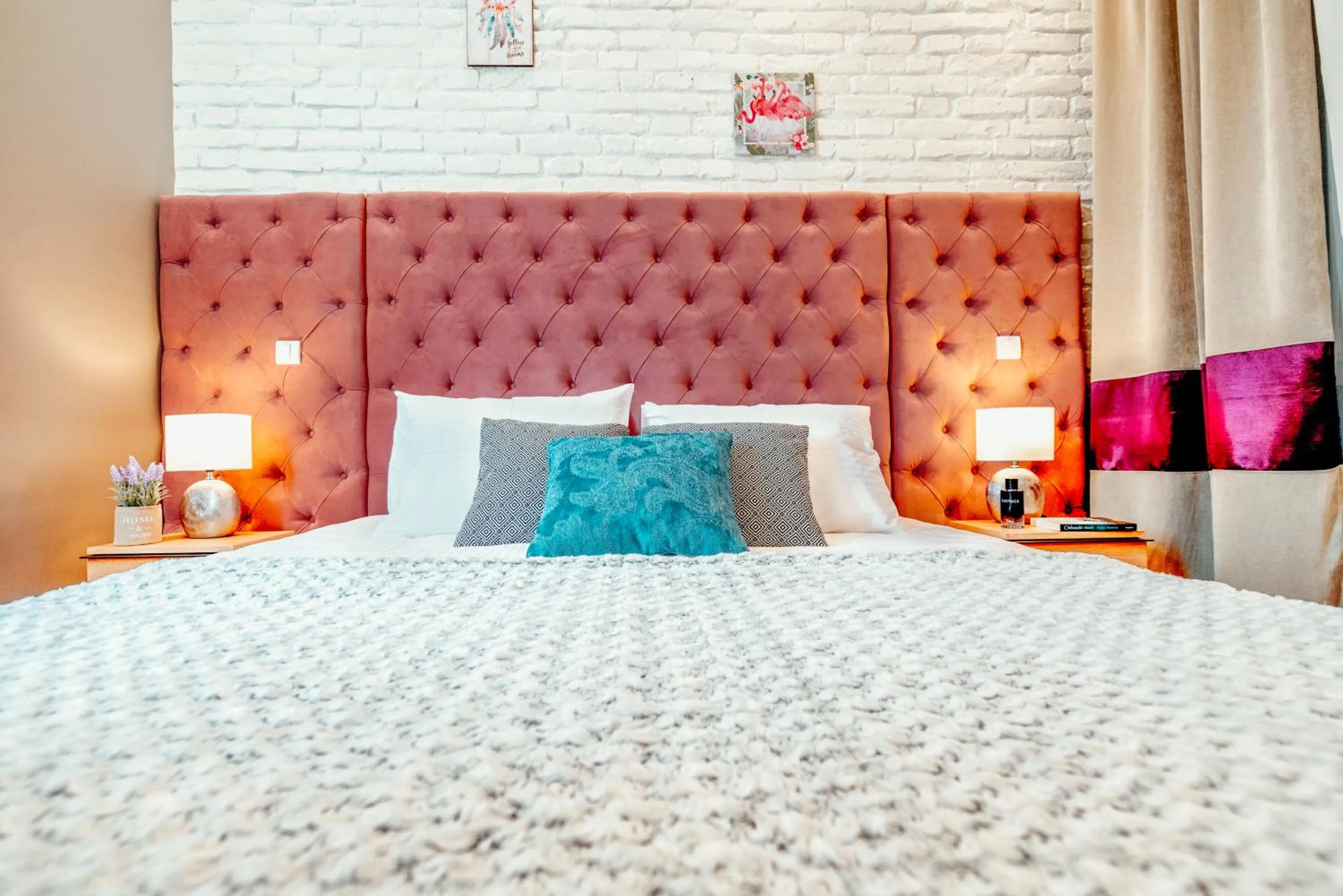 Bedroom, Bed in Miha Luxury Apartment