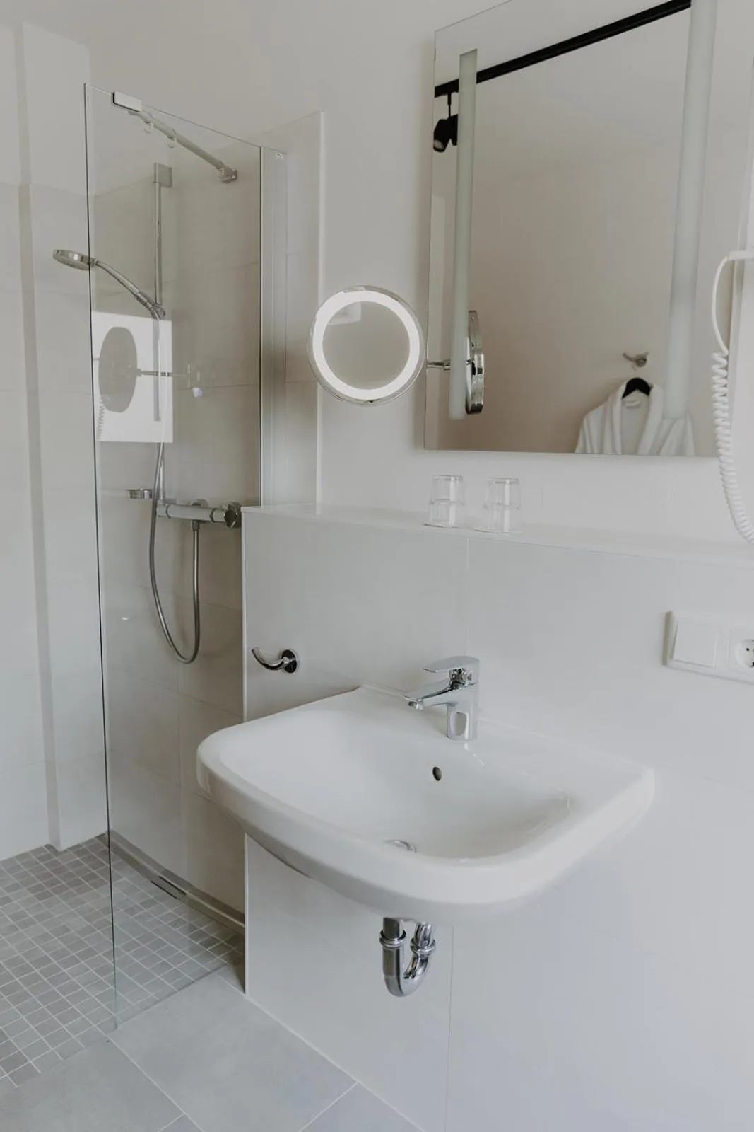 Bathroom in Hotel zur Treene