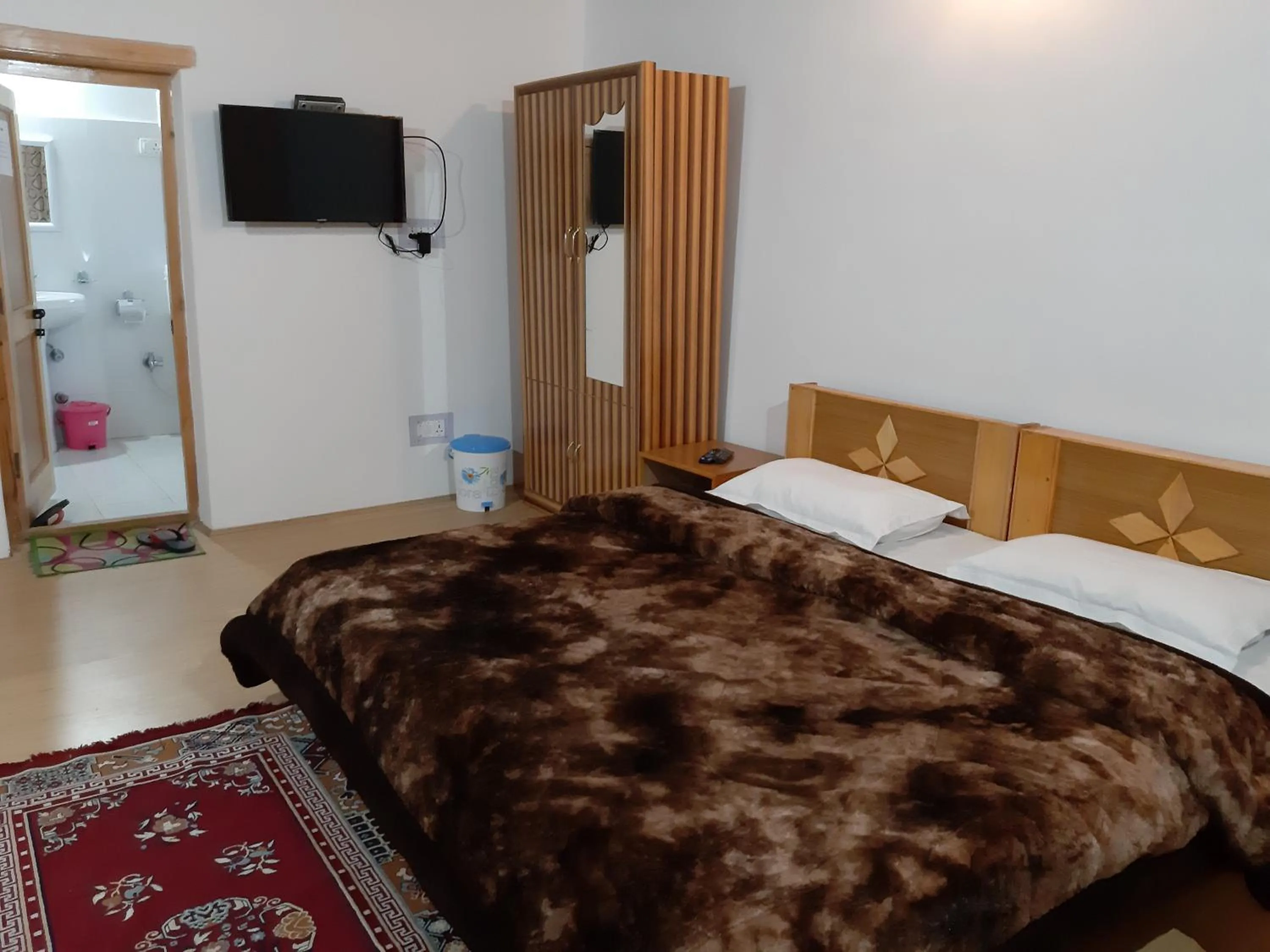 Odbar Guest House Best Guest House at Leh Ladakh