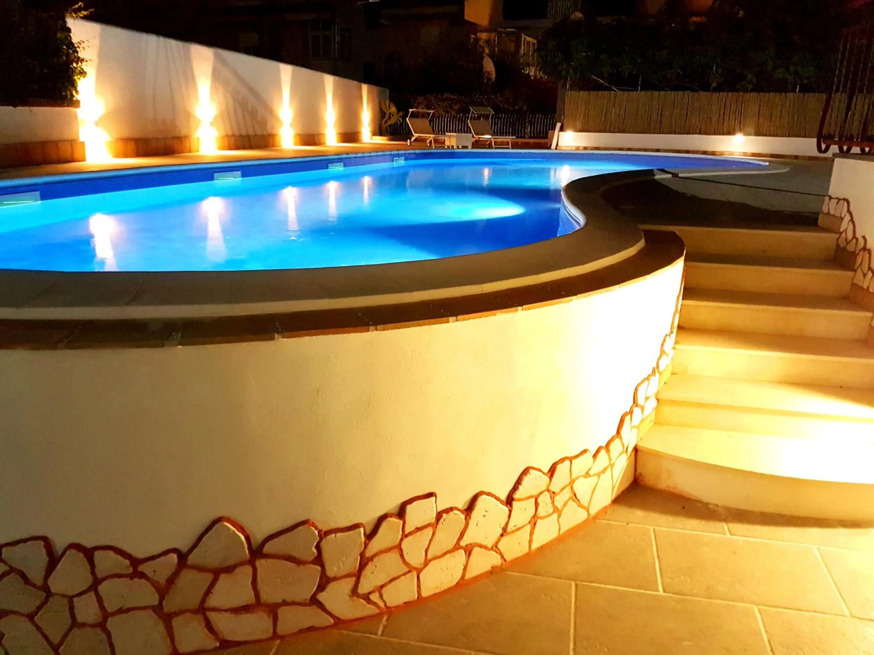 Swimming pool in Hotel Alexander