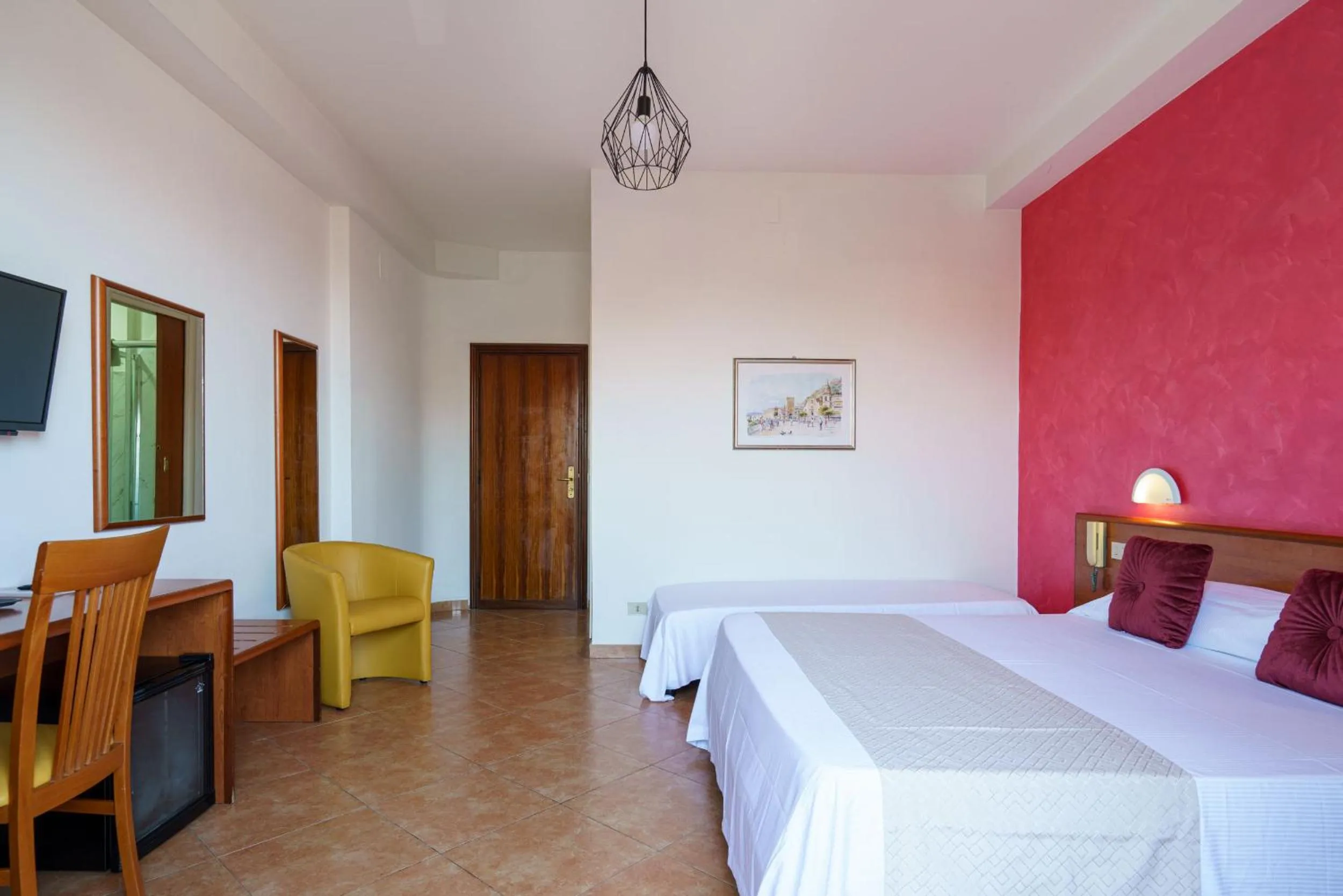 Photo of the whole room, Bed in Hotel Alexander