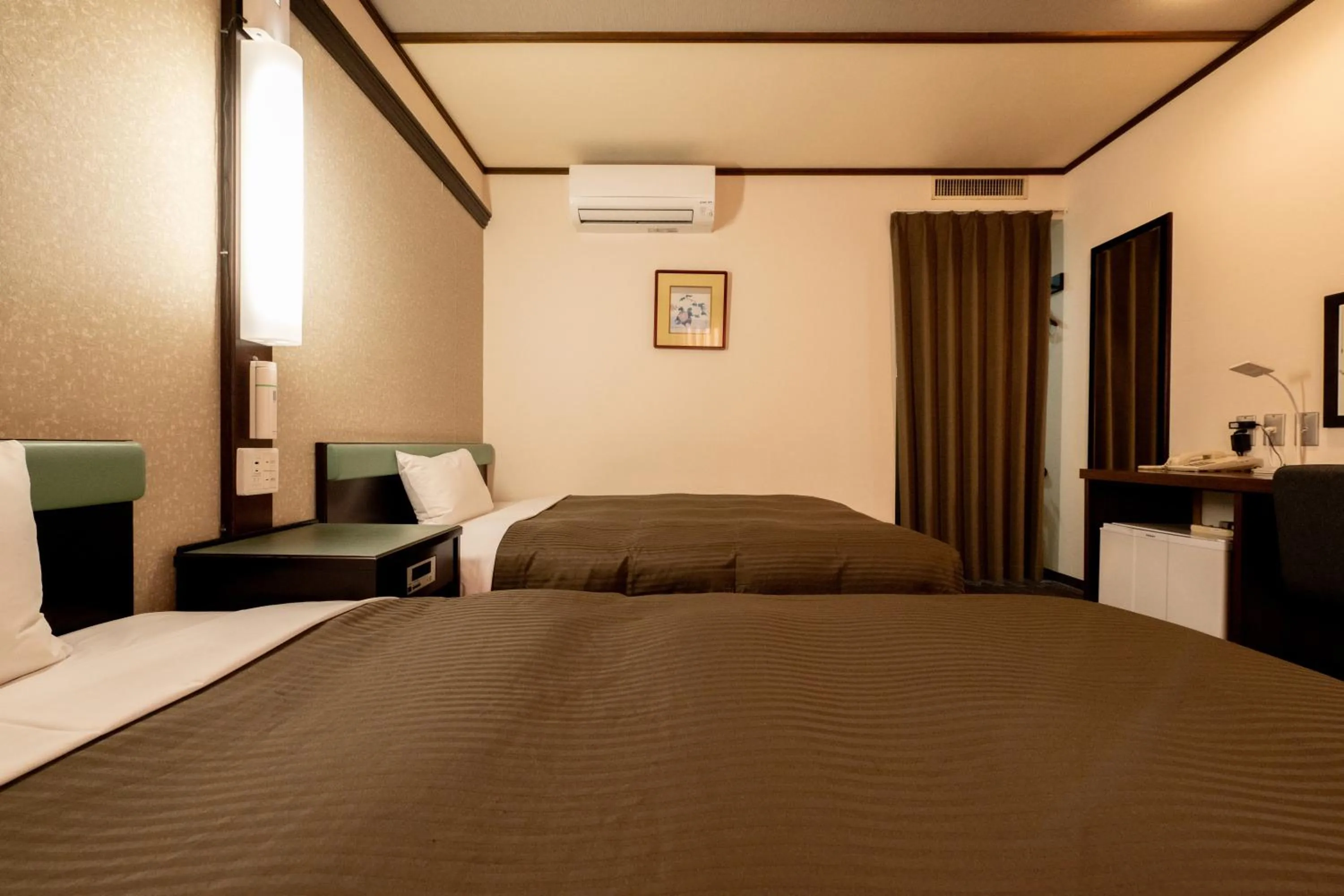 Photo of the whole room, Bed in Hotel Matsumoto Yorozuya