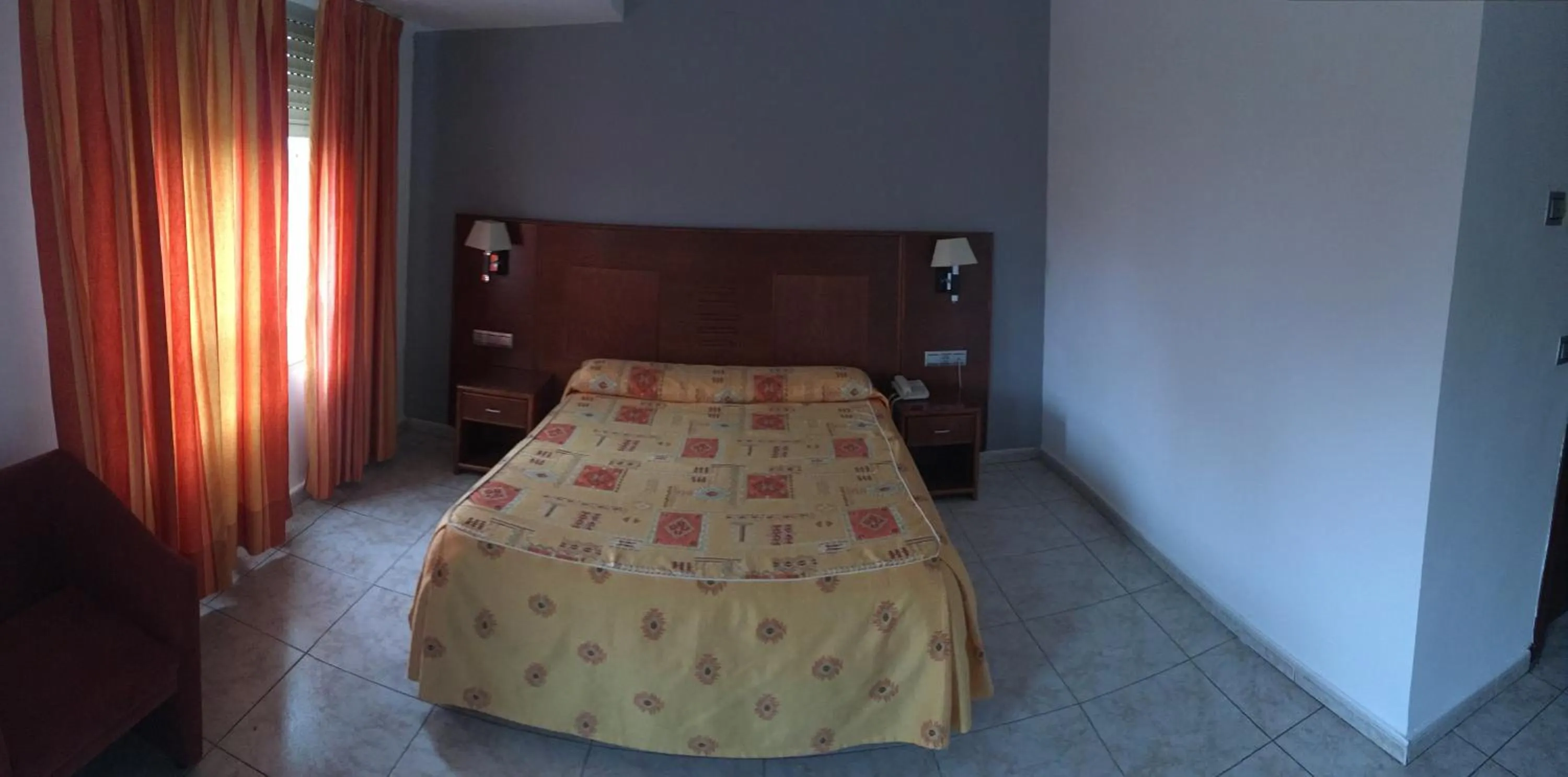 Bedroom, Bed in Hotel Perales