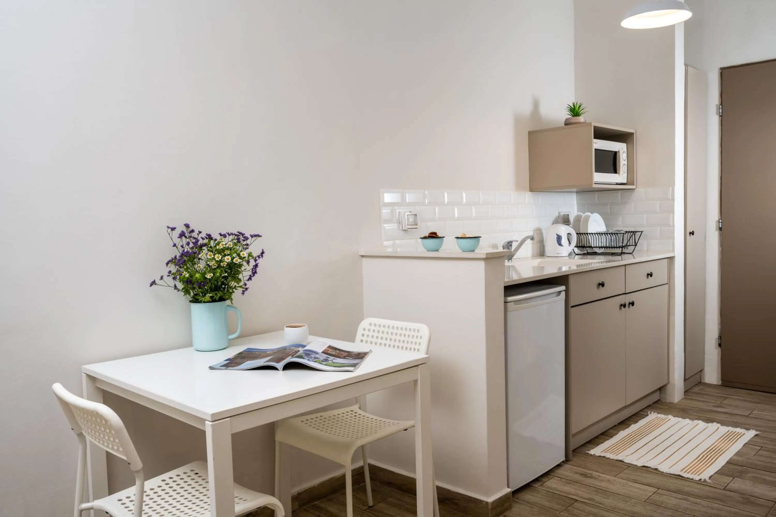 Kitchen or kitchenette in Holiday Village Kibbutz Mizra