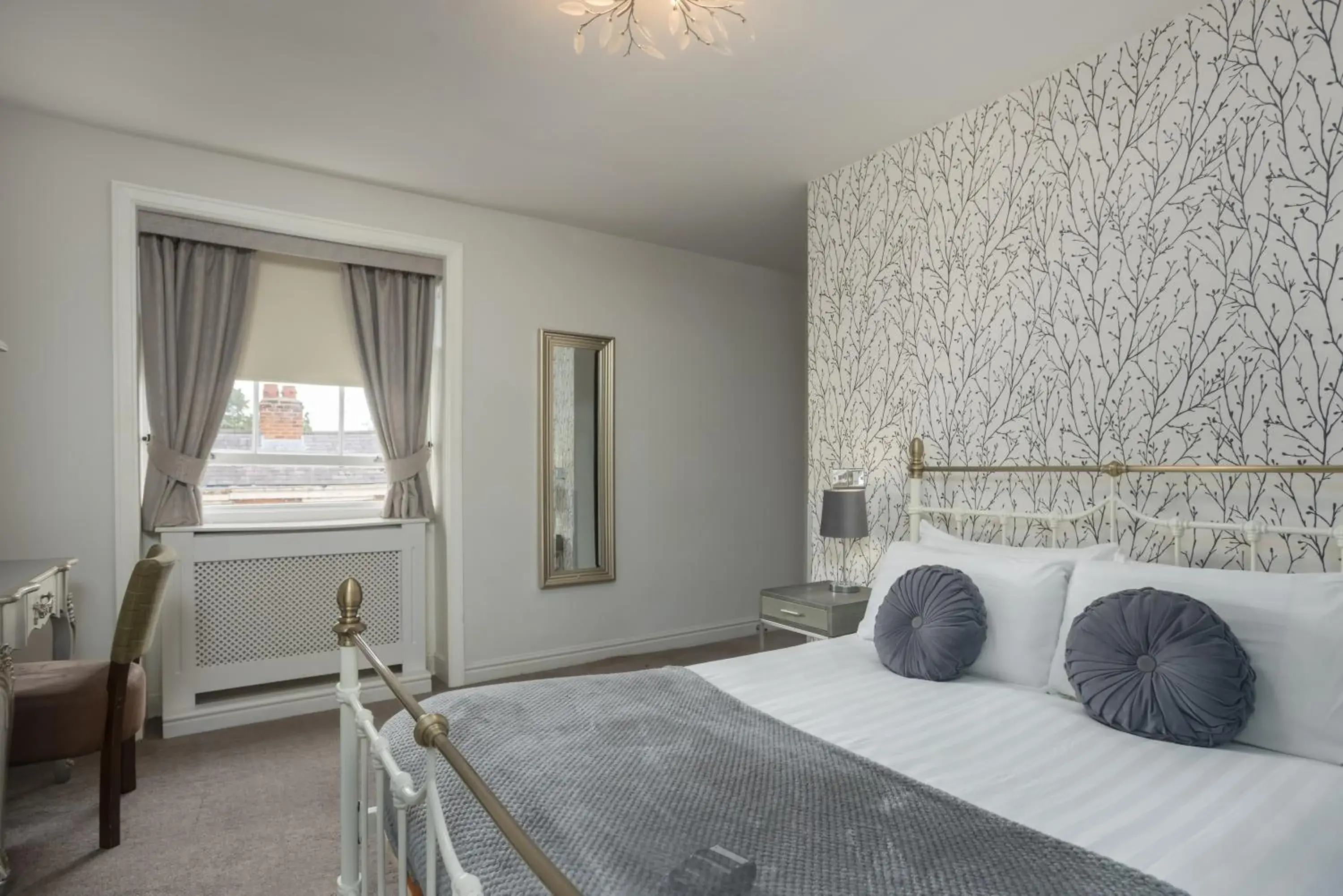 Superior Double Room in The Pied Bull Superior Double Room in The Pied Bull